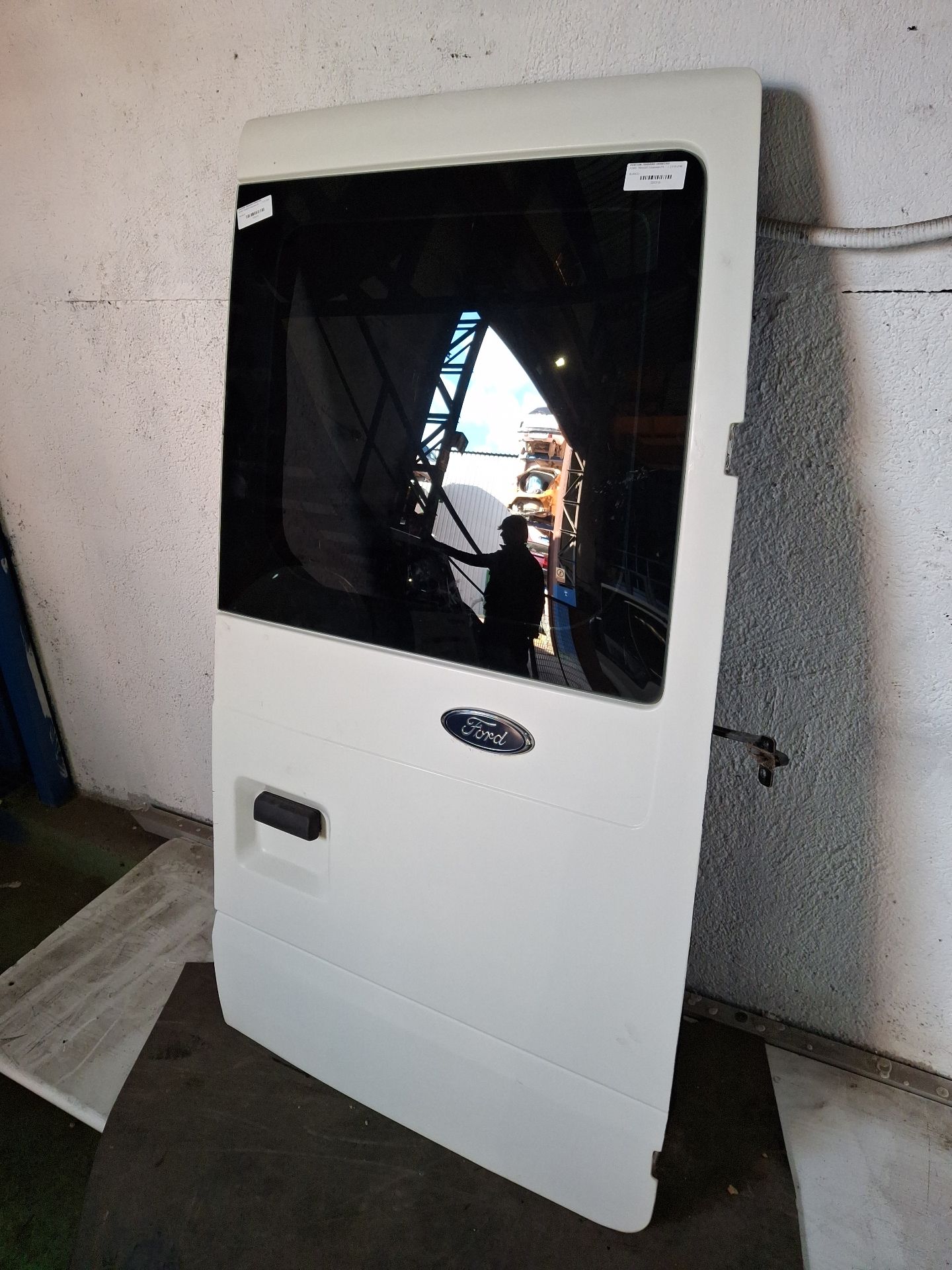 PORTON TRASERO DERECHO FORD TRANSIT 