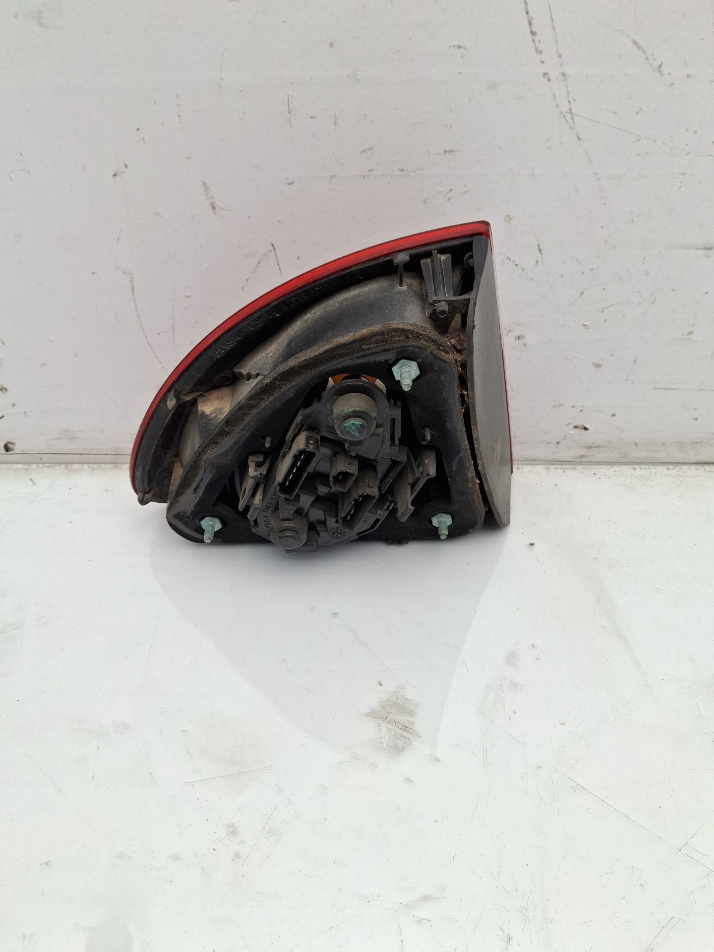 PILOTO TRASERO DERECHO SEAT LEON 