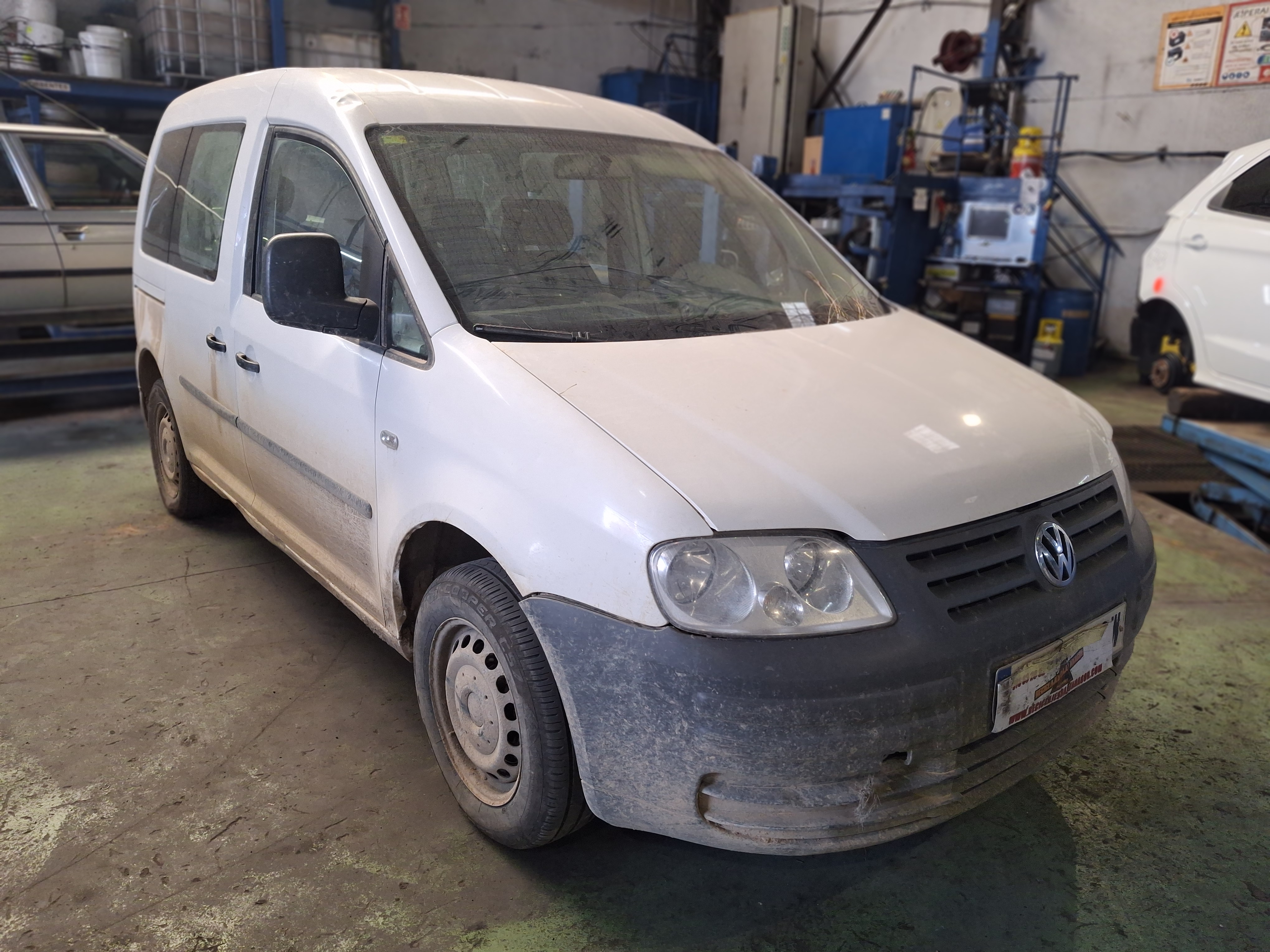  VOLKSWAGEN CADDY III Monospace (2KB, 2KJ, 2CB, 2CJ) 1.9 TDI