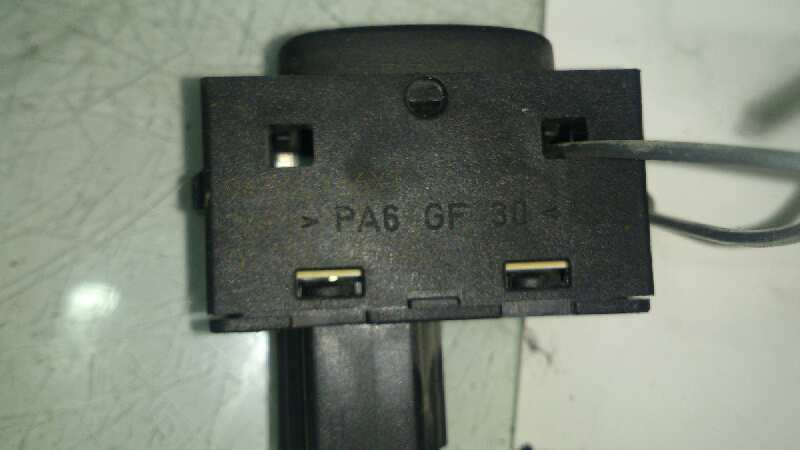 MANDO ELEVALUNAS TRASERO DERECHO PEUGEOT 307 (S1) RHS