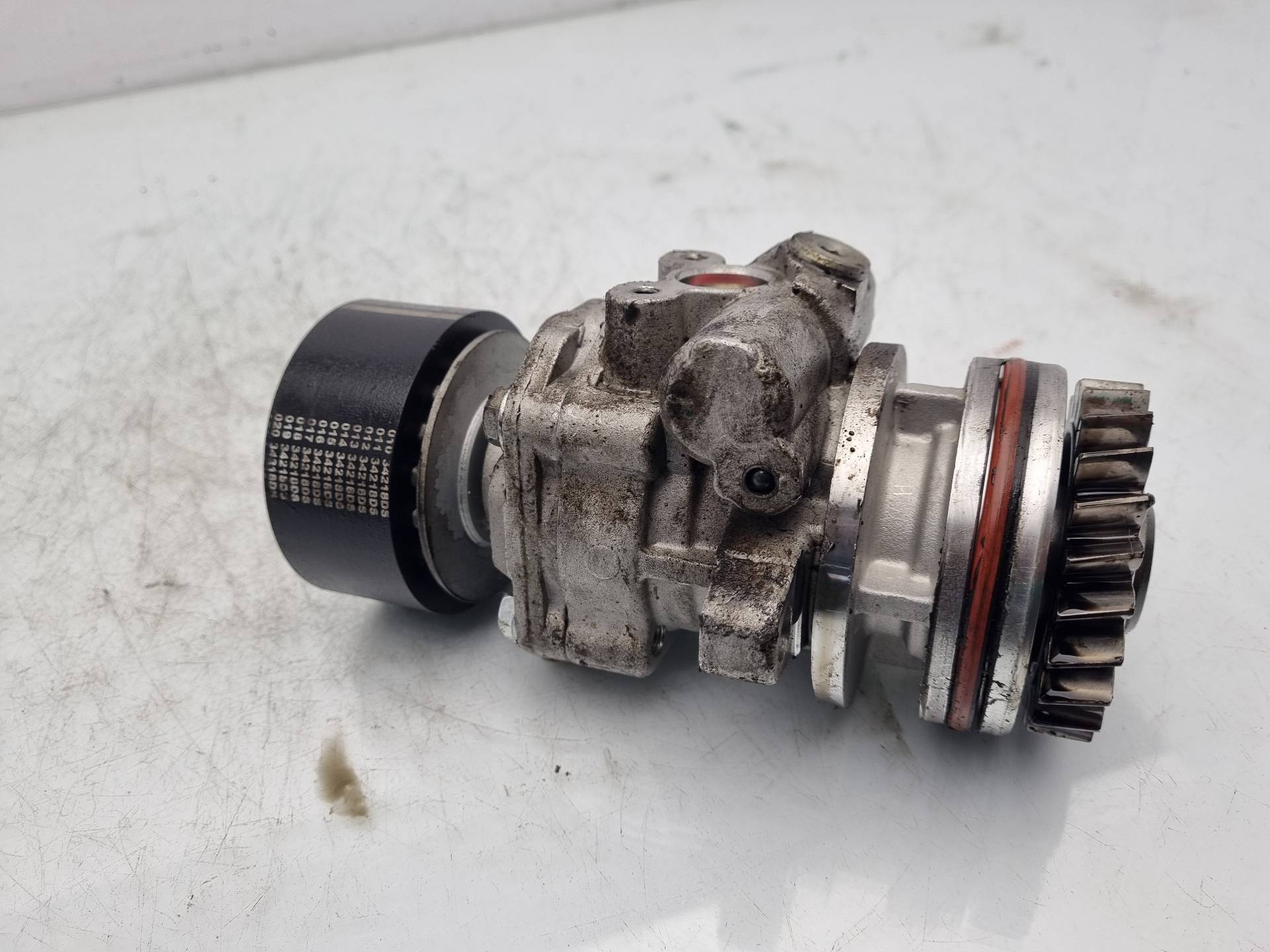 BOMBA DIRECCION VOLKSWAGEN TOUAREG AYH