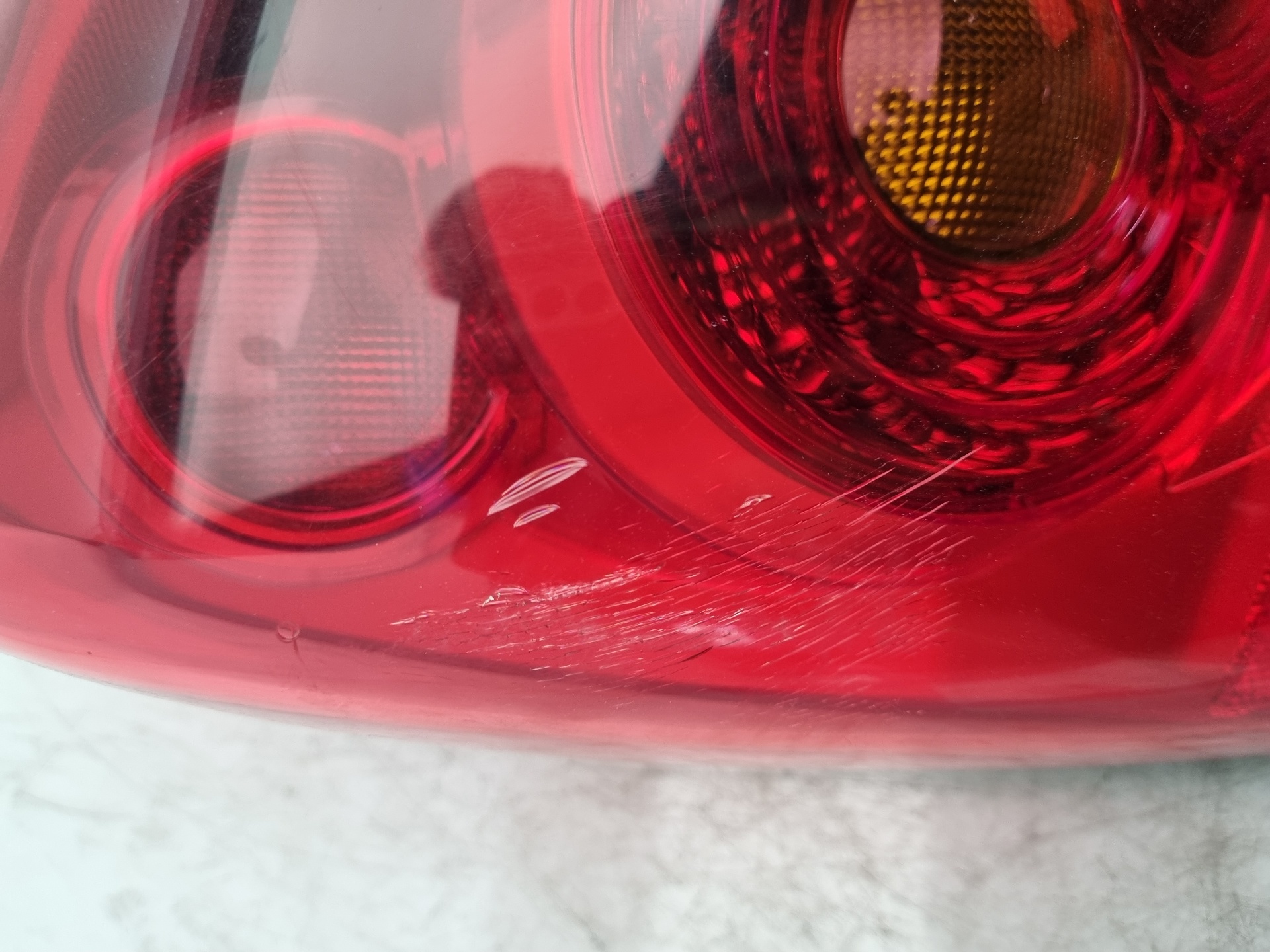 PILOTO TRASERO IZQUIERDO NISSAN PRIMERA F9Q