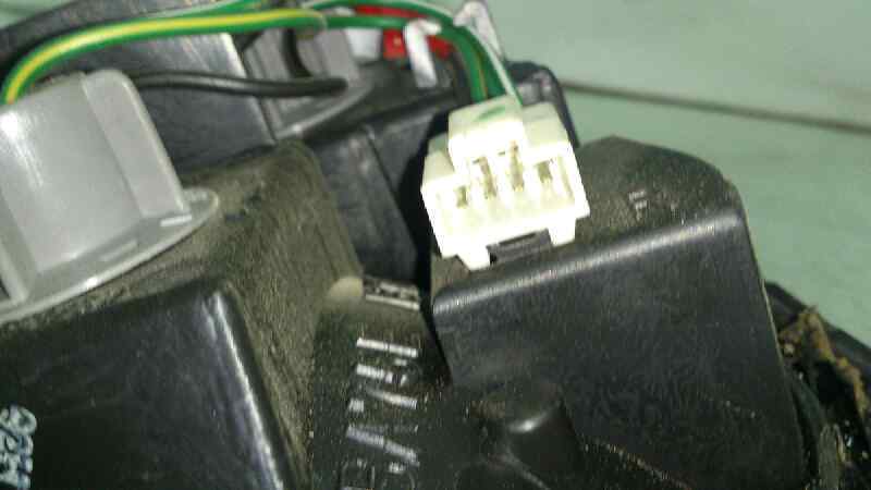 PILOTO TRASERO DERECHO NISSAN ALMERA CD20