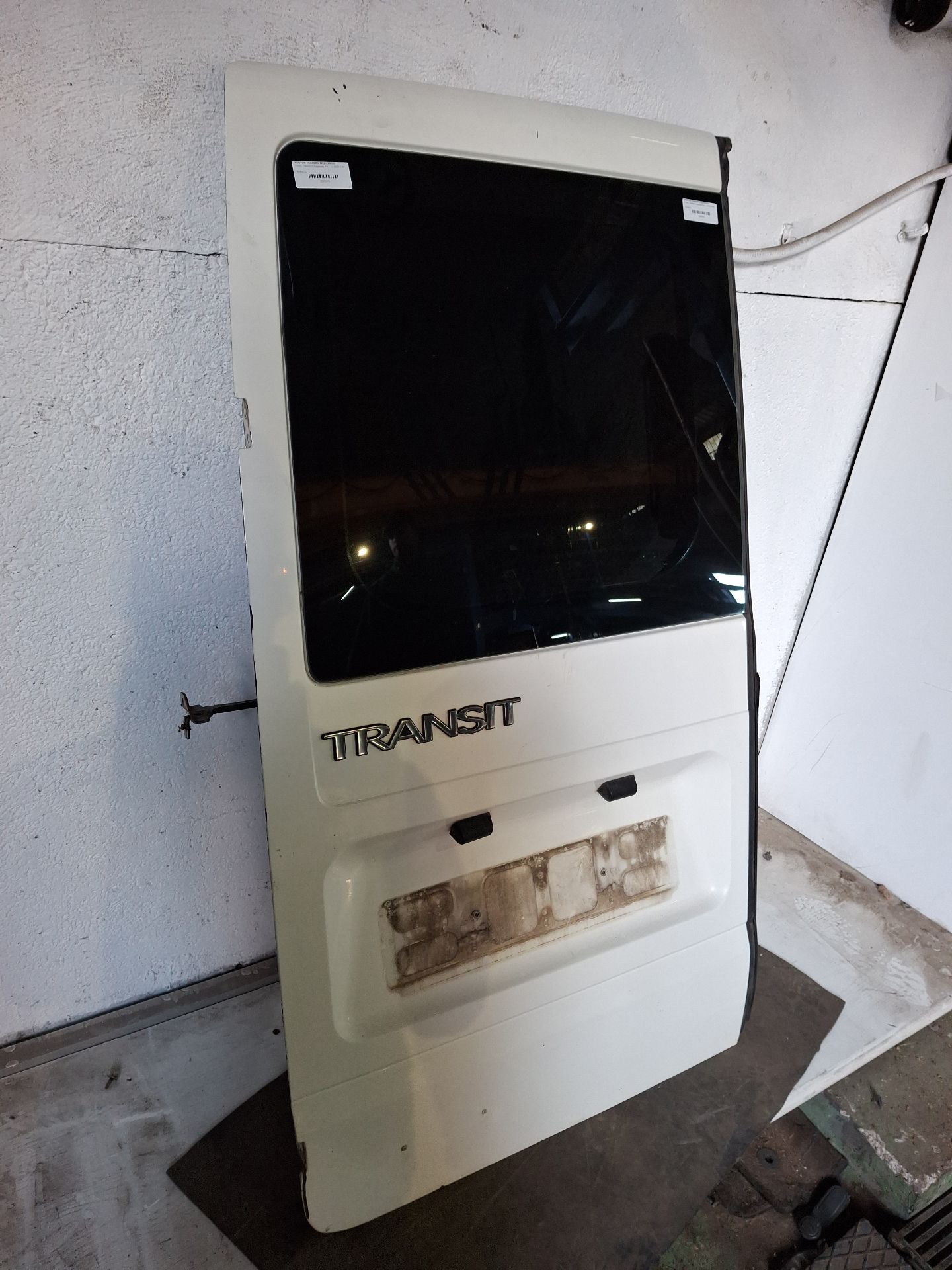 PORTON TRASERO IZQUIERDO FORD TRANSIT 