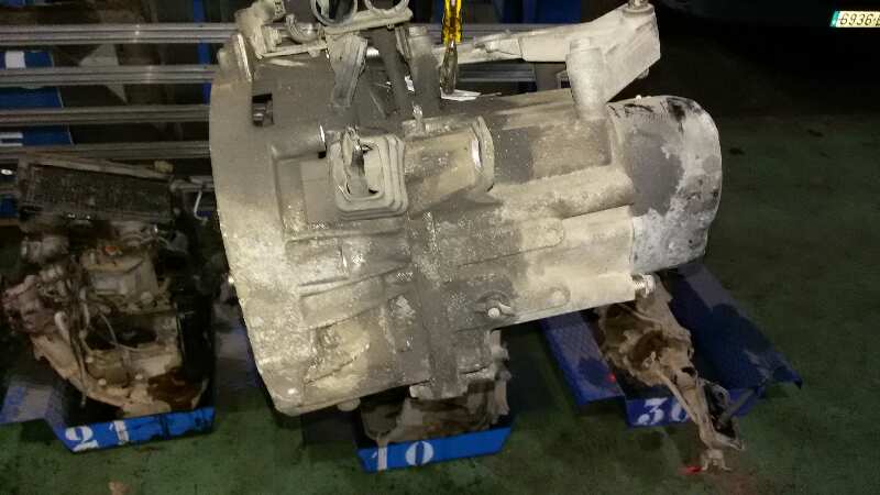CAJA CAMBIOS RENAULT CLIO K9K A7
