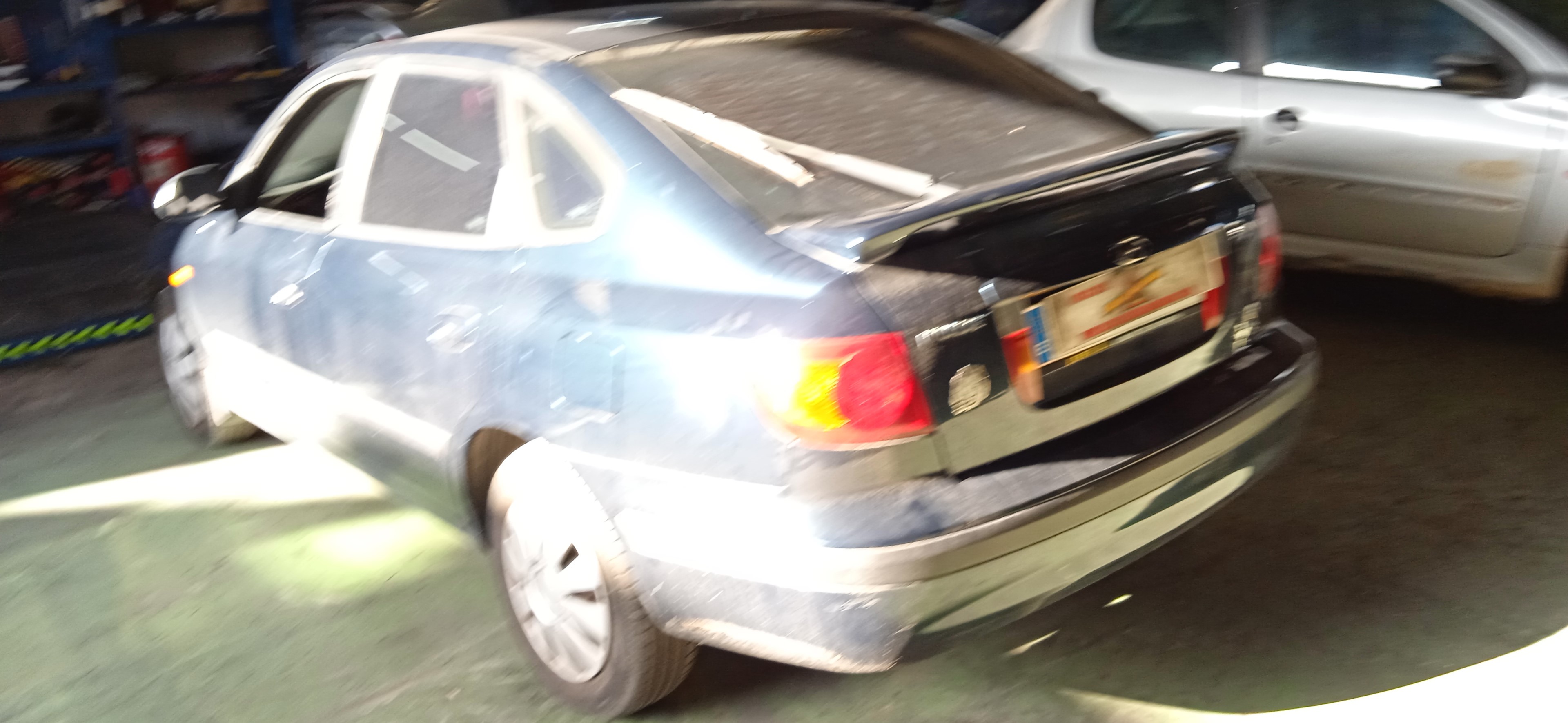 FARO IZQUIERDO HYUNDAI ELANTRA D4EA