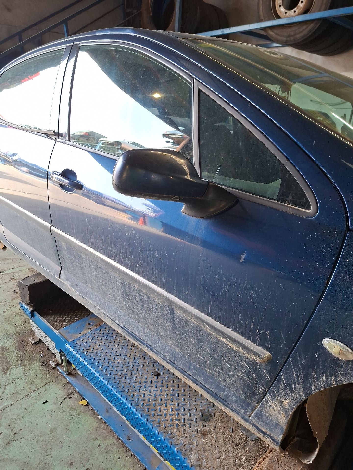 PUERTA DELANTERA DERECHA PEUGEOT 407 