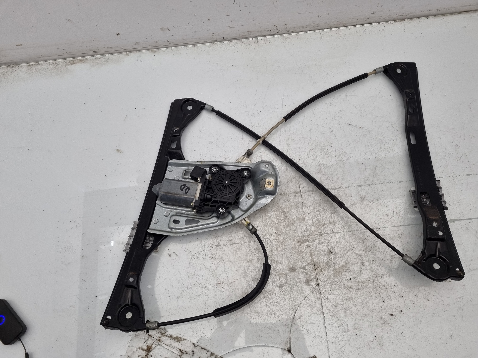 ELEVALUNAS DELANTERO DERECHO MERCEDES-BENZ CLASE C G111955