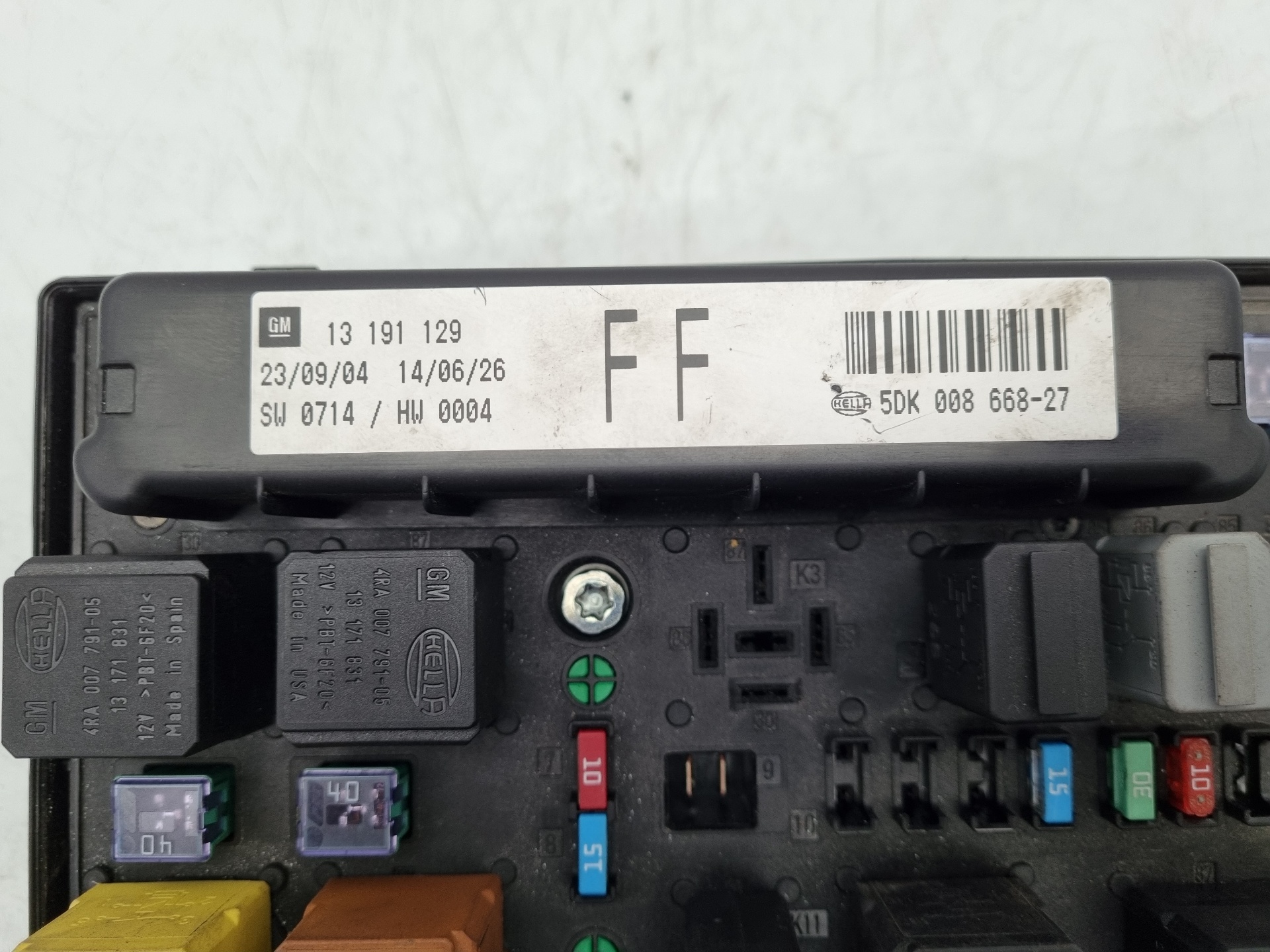 CAJA RELES / FUSIBLES OPEL ASTRA Z17DTH