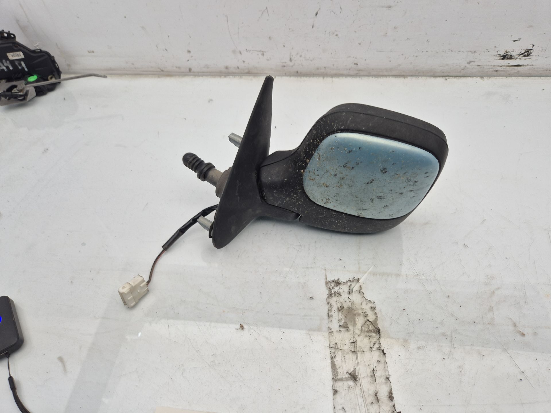RETROVISOR IZQUIERDO CITRO?N BERLINGO 