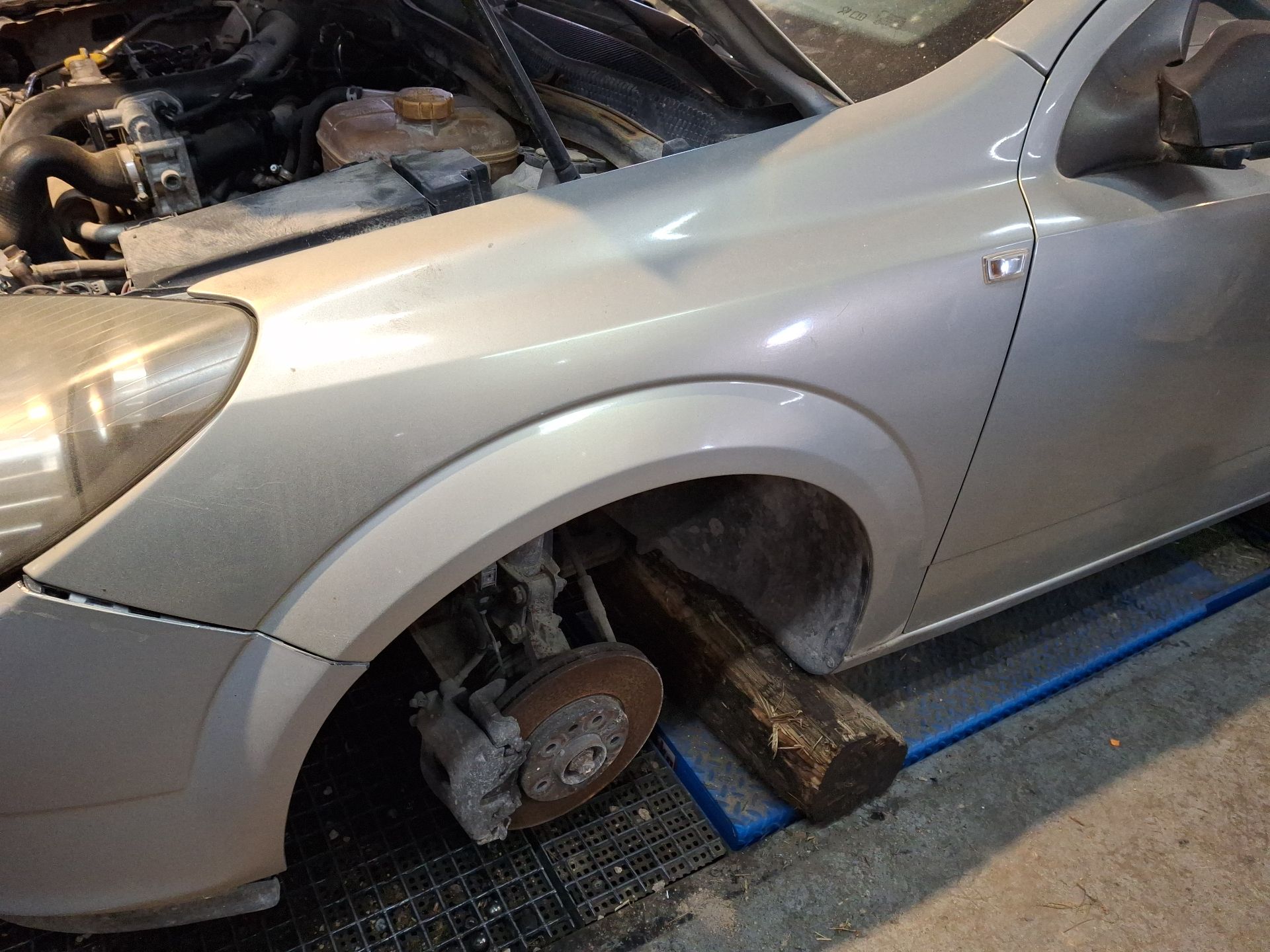 ALETA DELANTERA IZQUIERDA OPEL ASTRA 