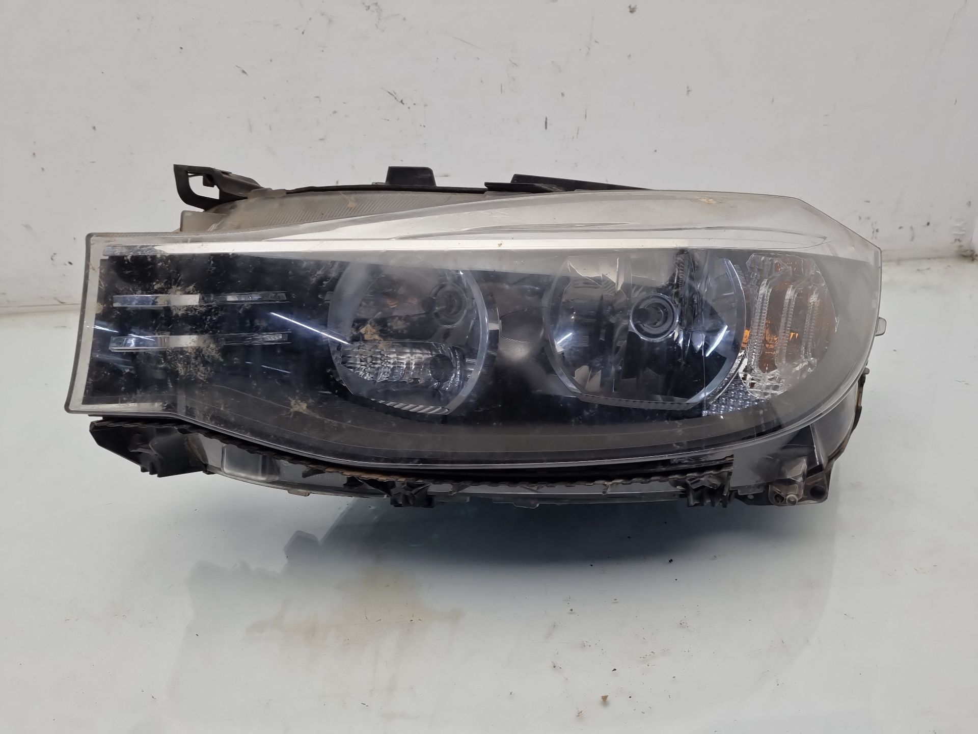 FARO IZQUIERDO BMW 3 