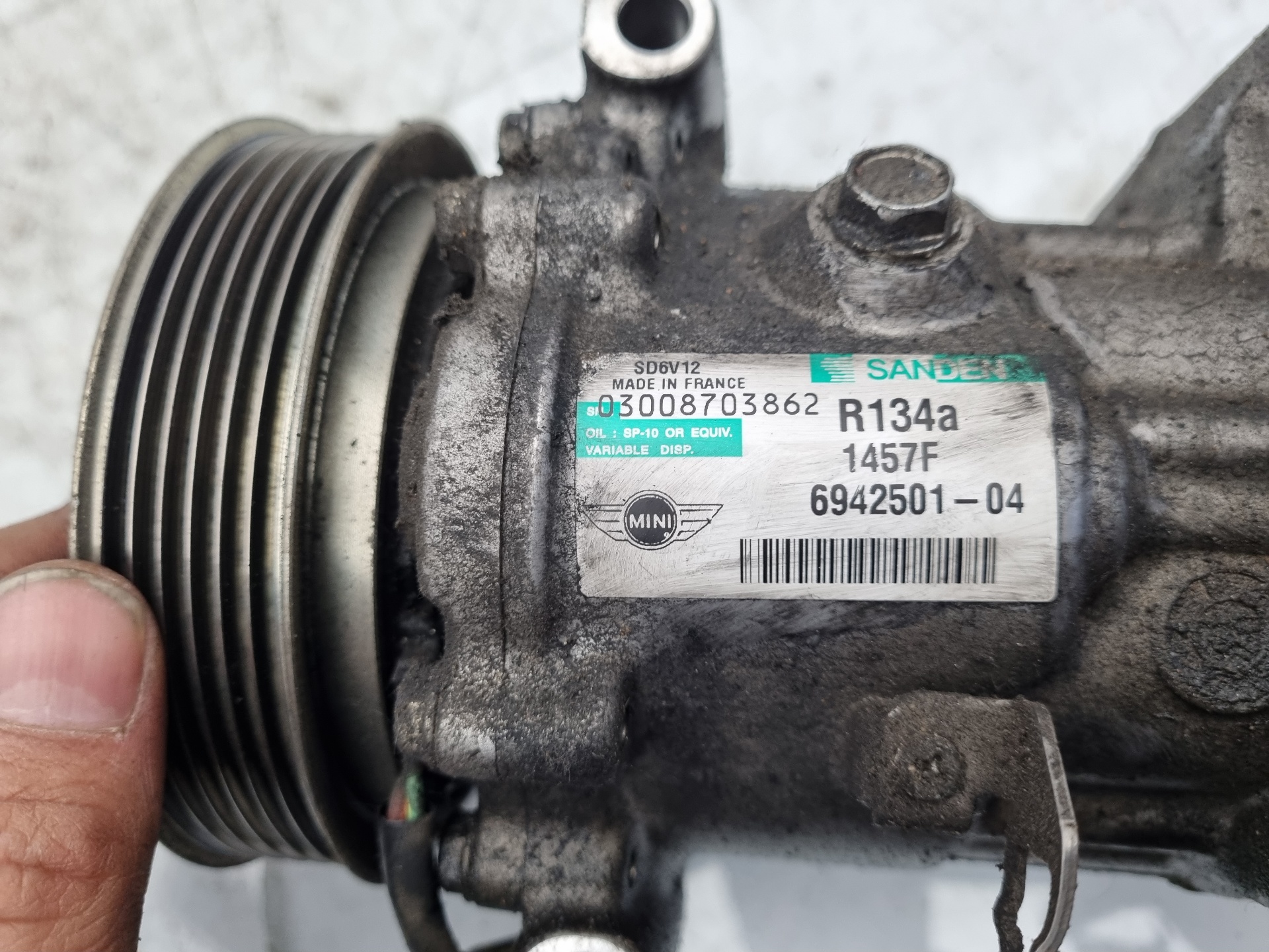 COMPRESOR AIRE ACONDICIONADO MINI MINI N12816A