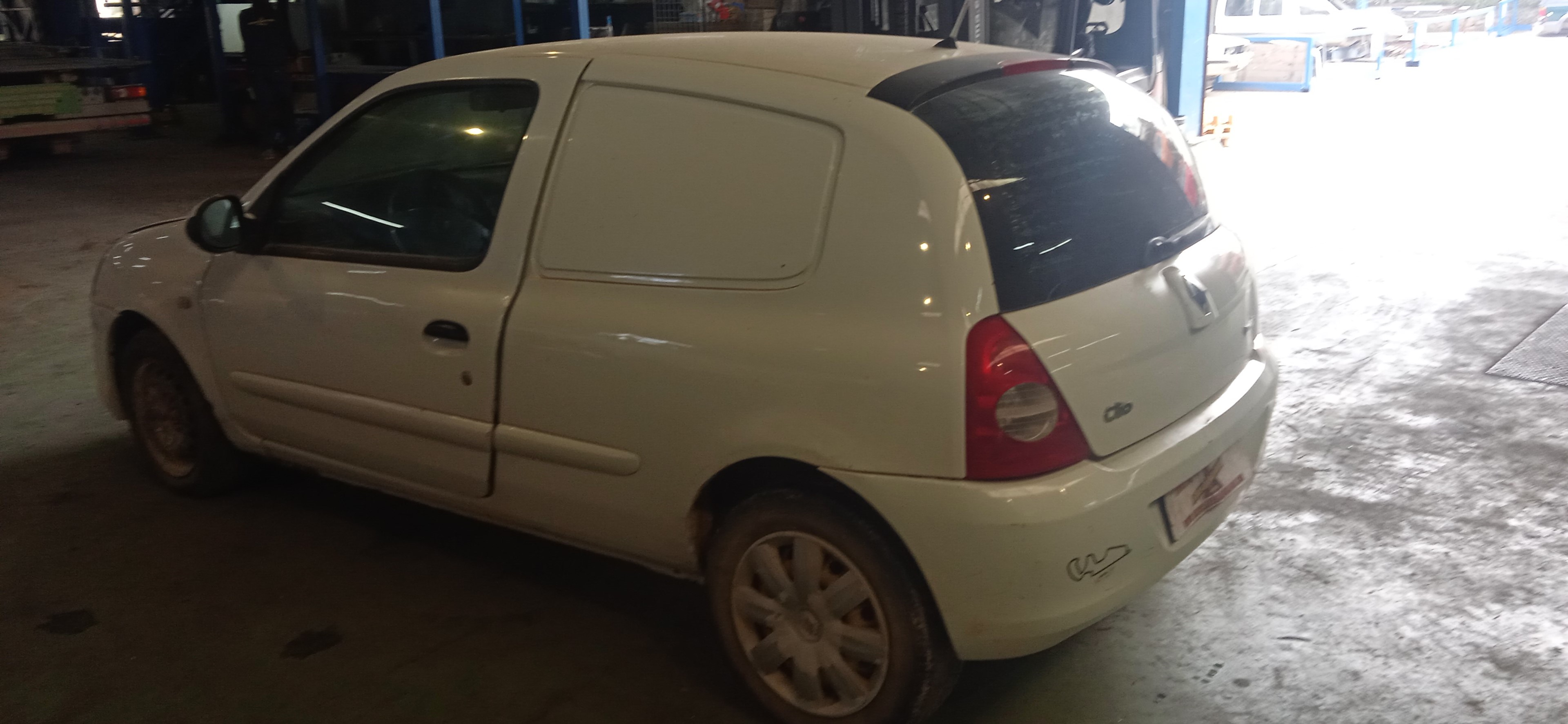 ABS RENAULT CLIO K9K 17