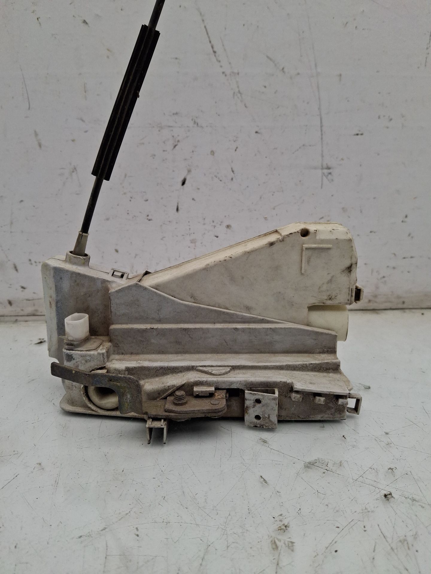 CERRADURA PUERTA DELANTERA DERECHA SEAT ALHAMBRA 