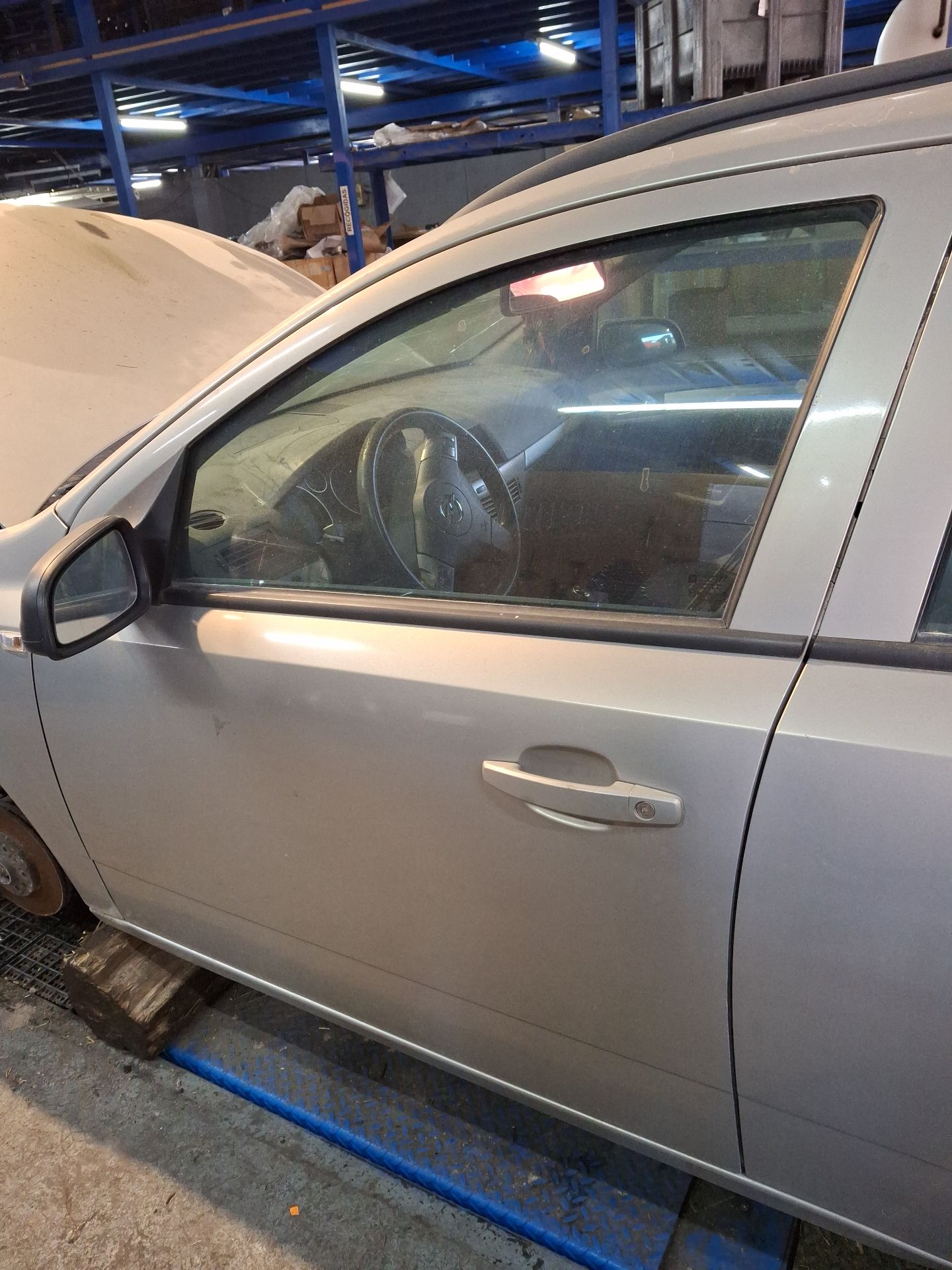 PUERTA DELANTERA IZQUIERDA OPEL ASTRA 