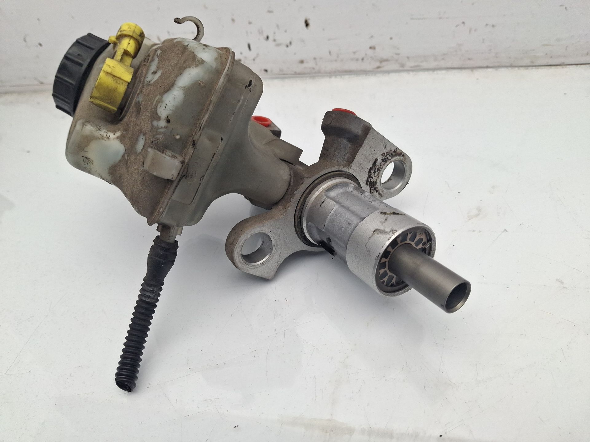 BOMBA FRENO OPEL INSIGNIA 