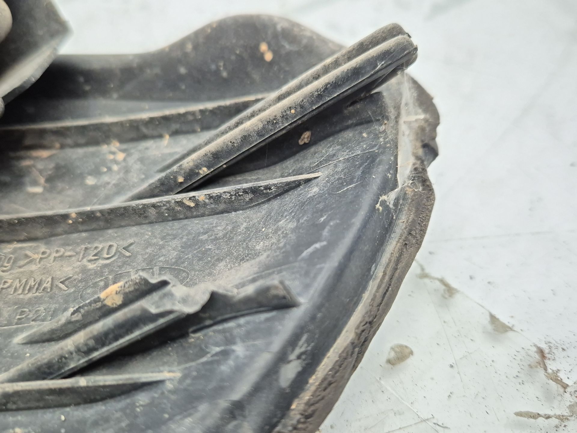 PILOTO DELANTERO IZQUIERDO NISSAN ALMERA 