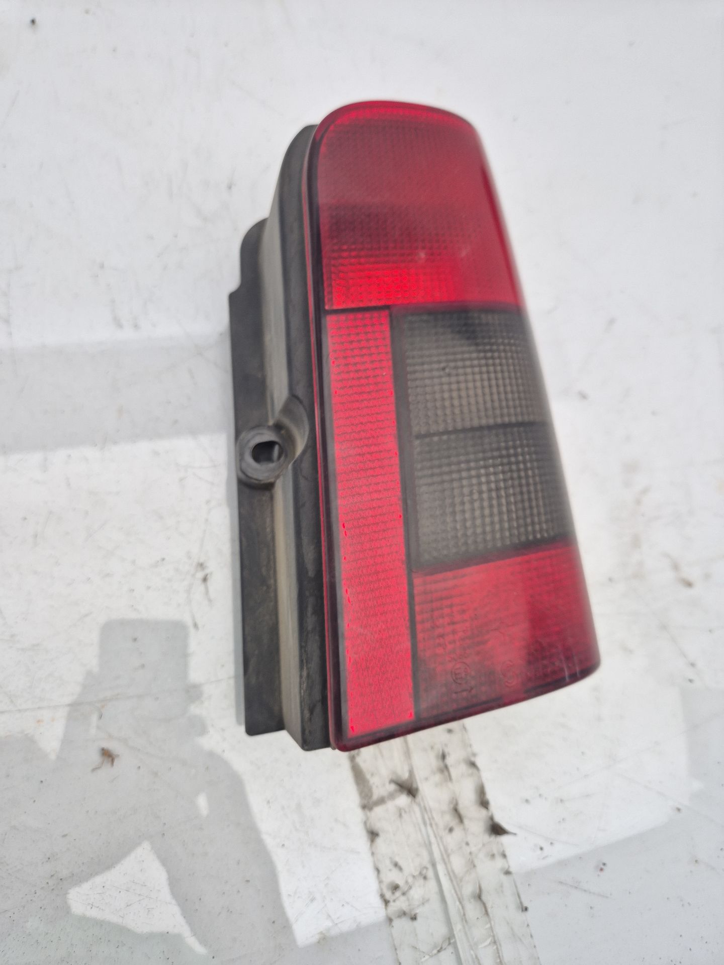 PILOTO TRASERO DERECHO CITRO?N BERLINGO 
