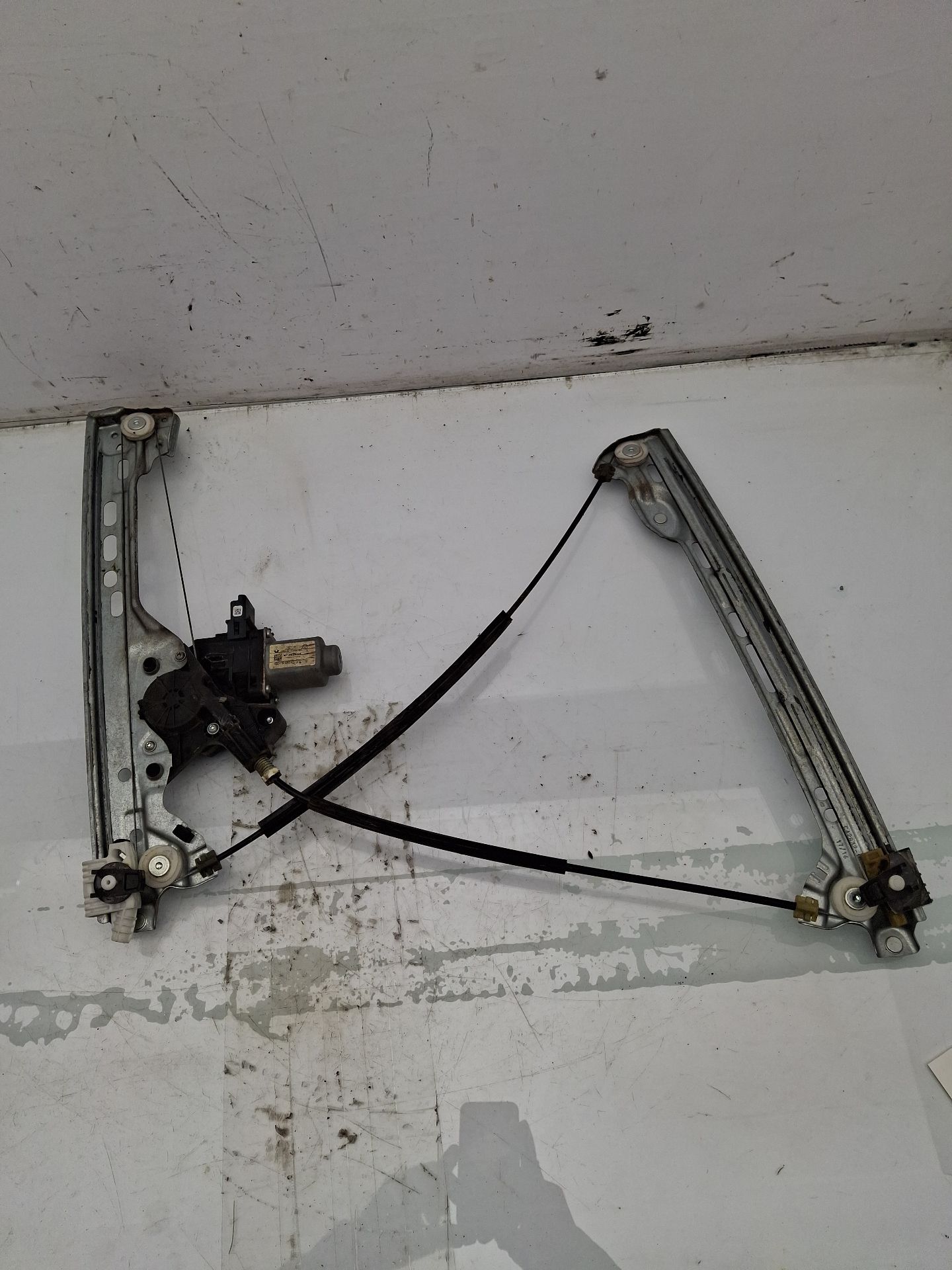 ELEVALUNAS DELANTERO DERECHO RENAULT MEGANE 