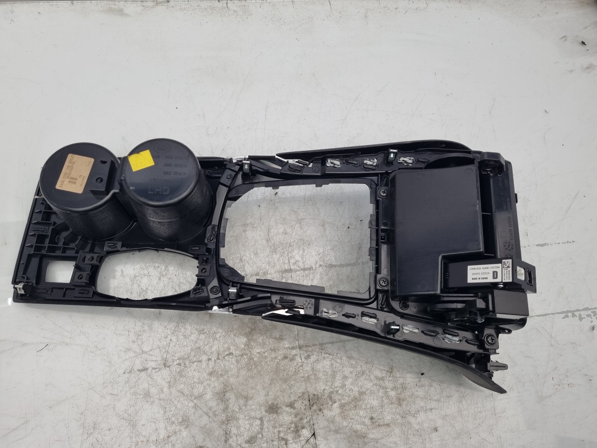 GUARNECIDOS PALANCA CAMBIO INFINITI Q30 270910