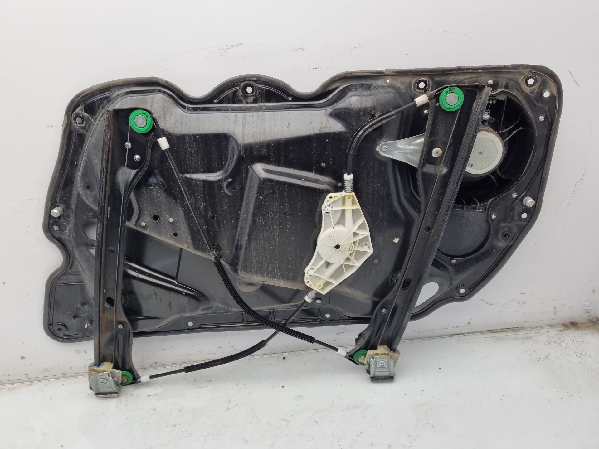 ELEVALUNAS DELANTERO IZQUIERDO VOLKSWAGEN PASSAT CAY