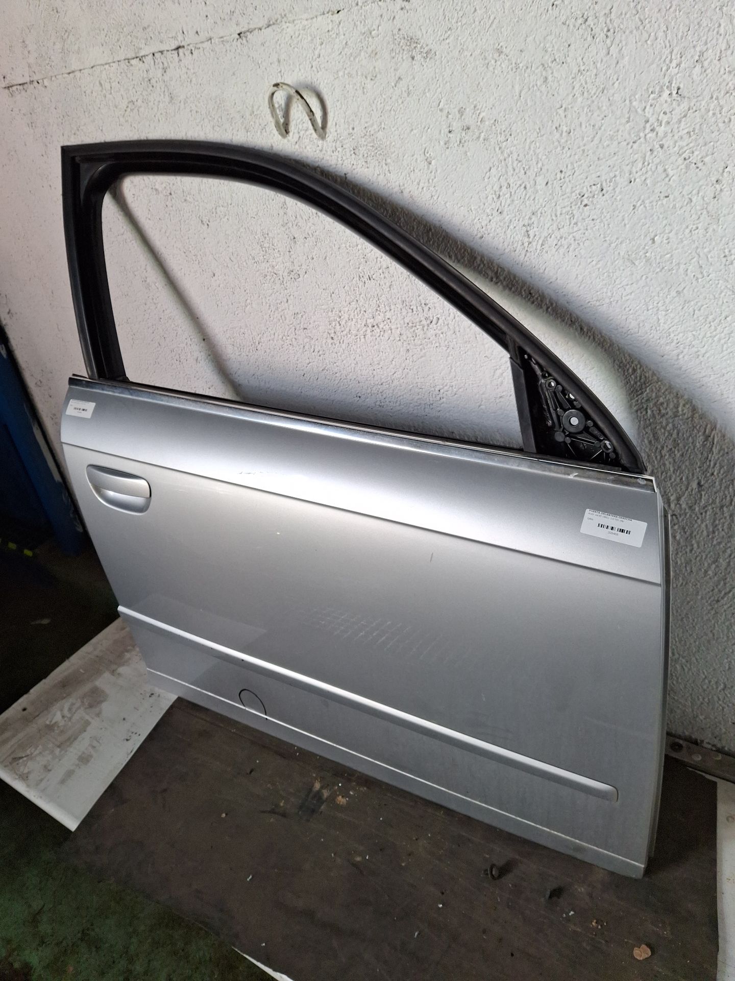 PUERTA DELANTERA DERECHA AUDI A4 