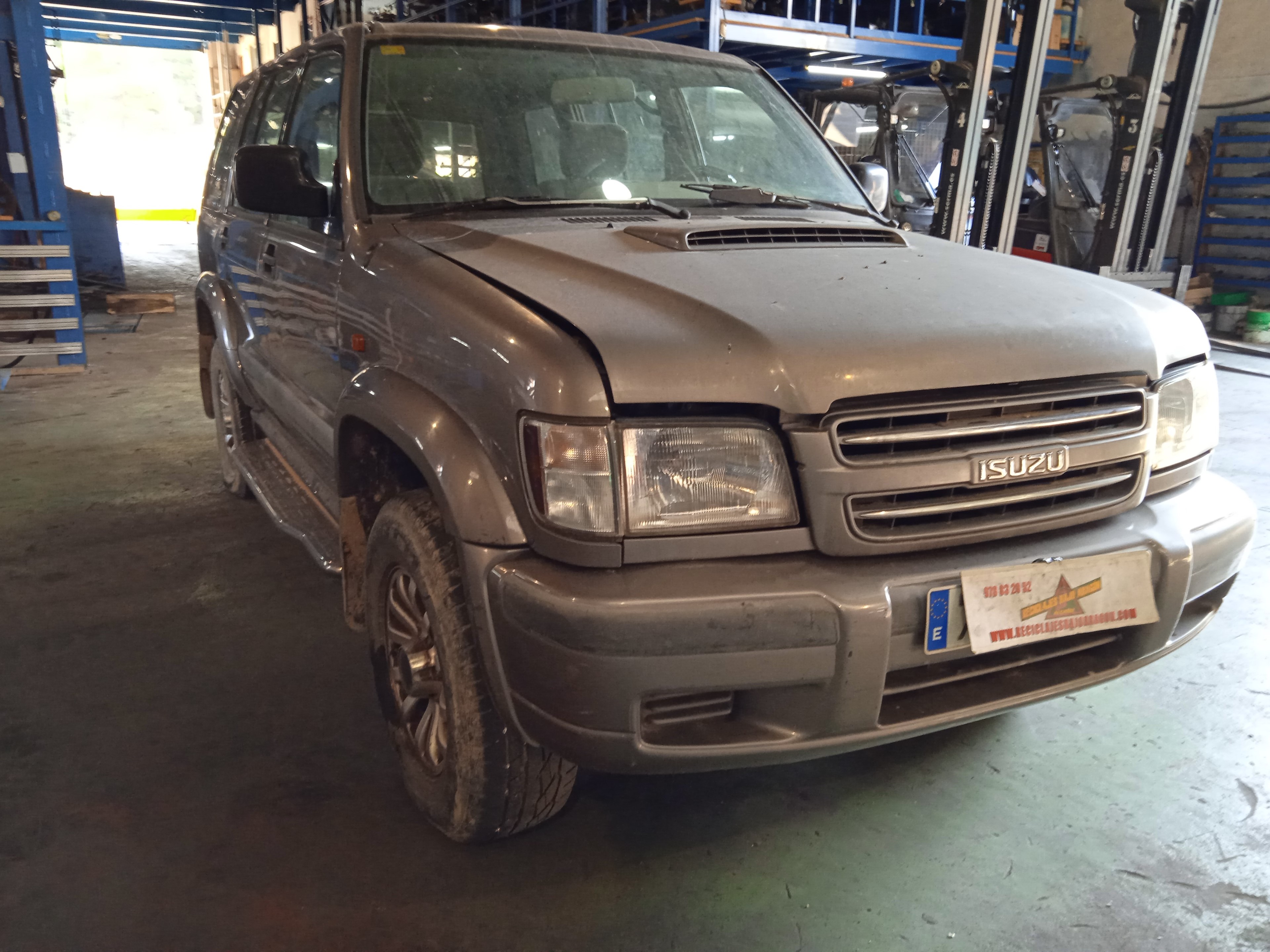 WARNING ISUZU TROOPER 4JX1