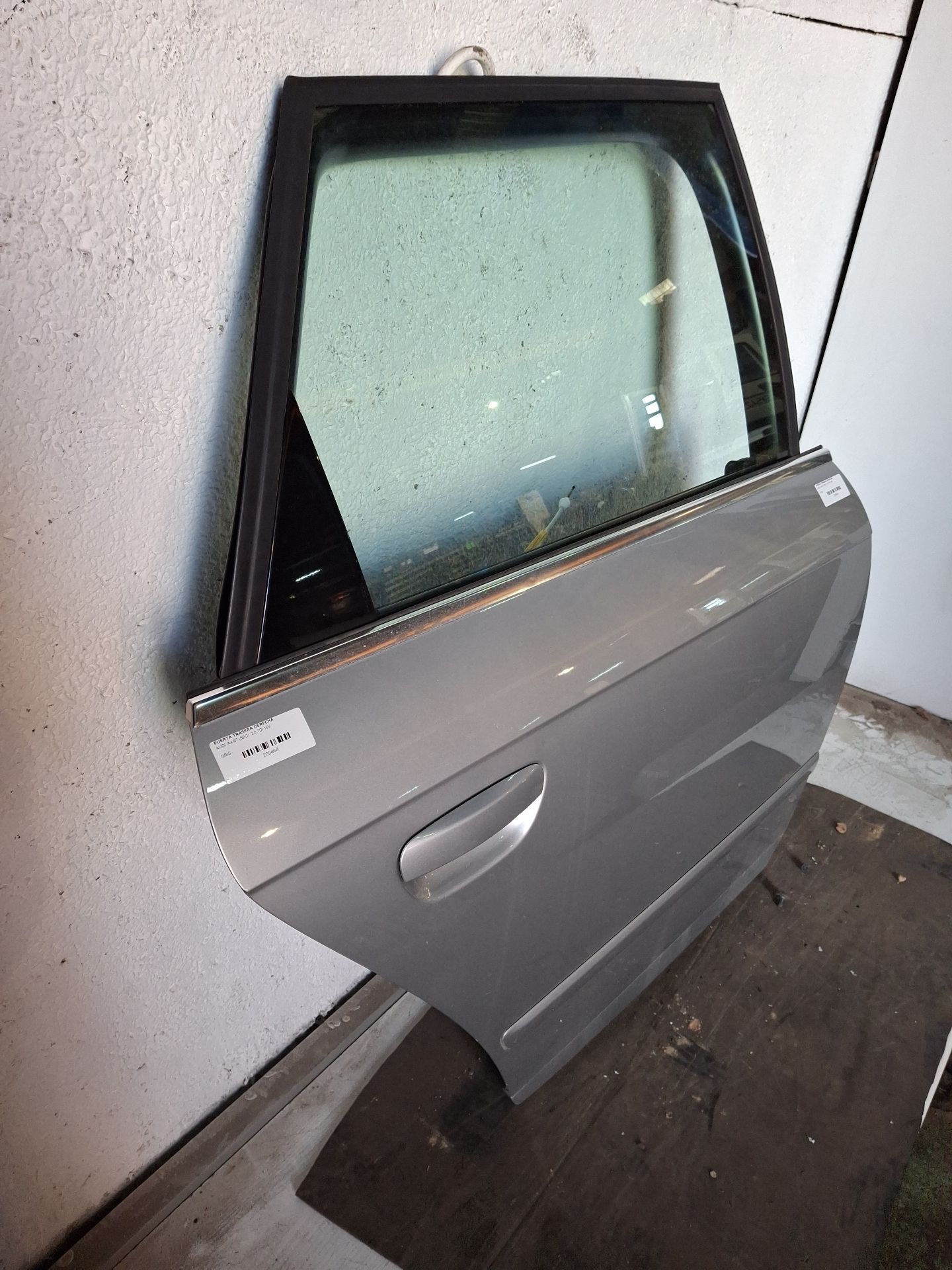 PUERTA TRASERA DERECHA AUDI A4 