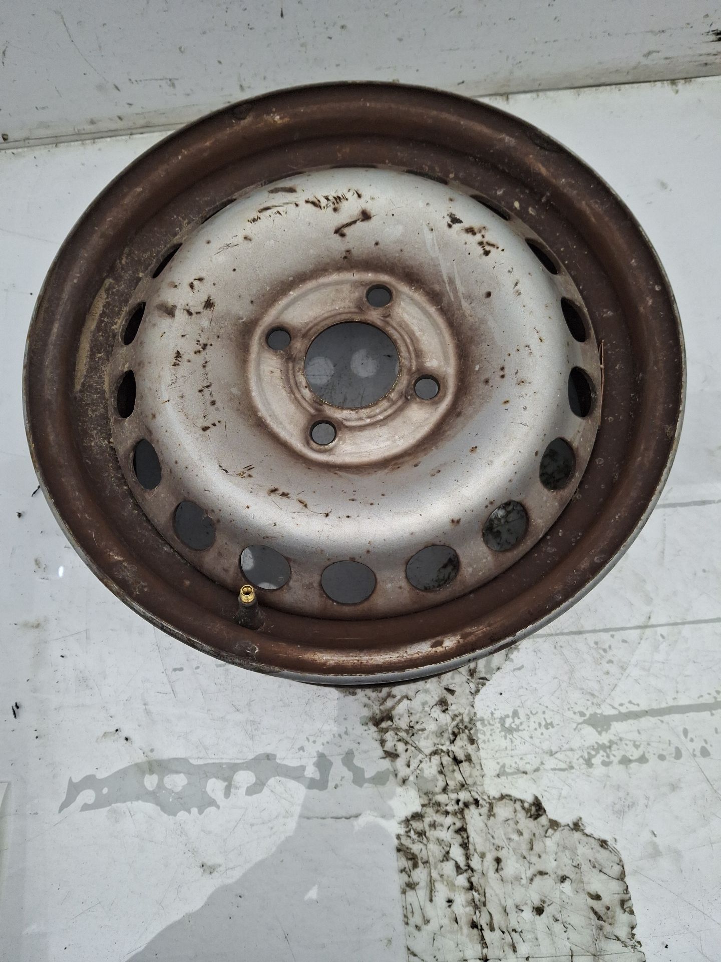 TAPA EXTERIOR COMBUSTIBLE RENAULT KANGOO 
