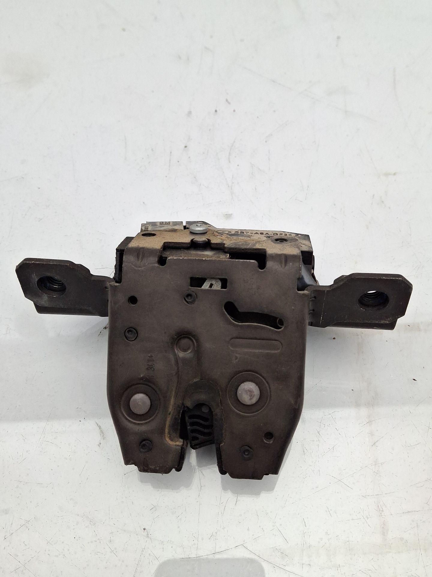 CERRADURA MALETERO / PORTON OPEL ASTRA 