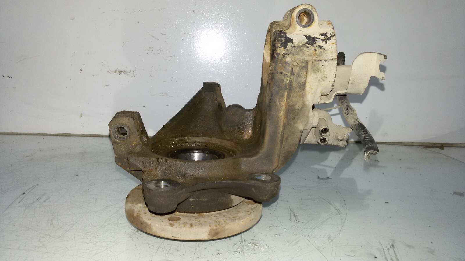 MANGUETA DELANTERA IZQUIERDA CITROEN BERLINGO D9B