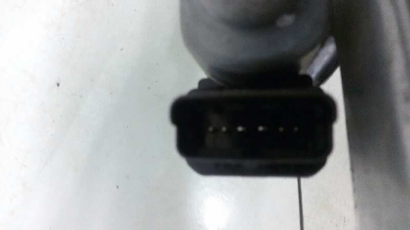 ELEVALUNAS DELANTERO DERECHO RENAULT SC?NIC F9Q D8