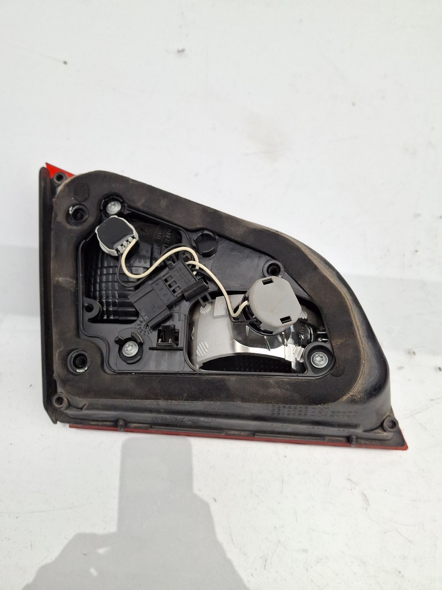 PILOTO TRASERO DERECHO INTERIOR OPEL ASTRA 