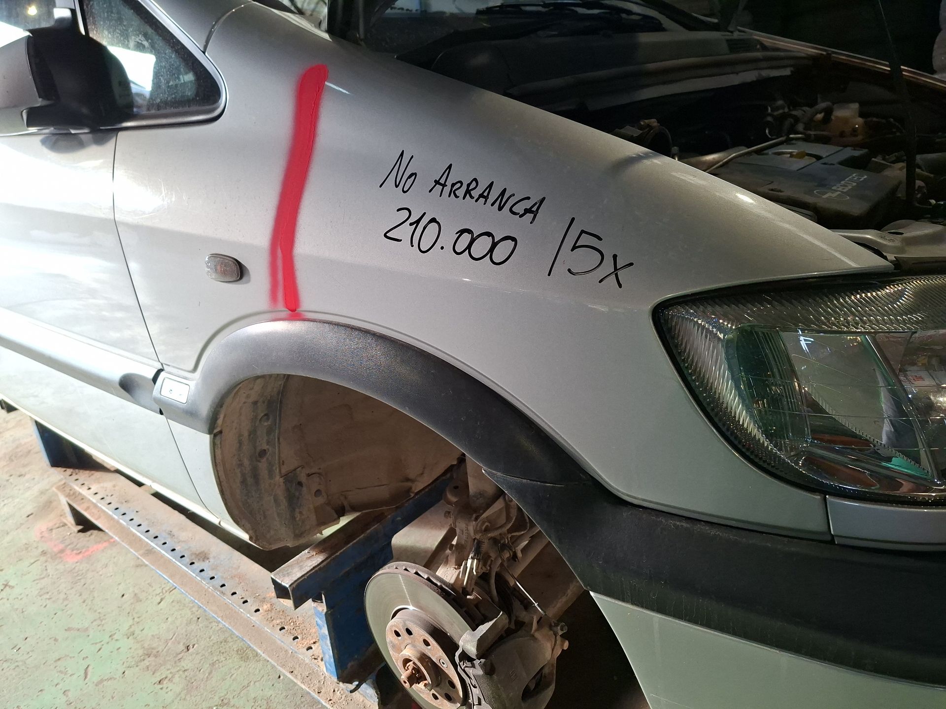 ALETA DELANTERA DERECHA OPEL ZAFIRA 