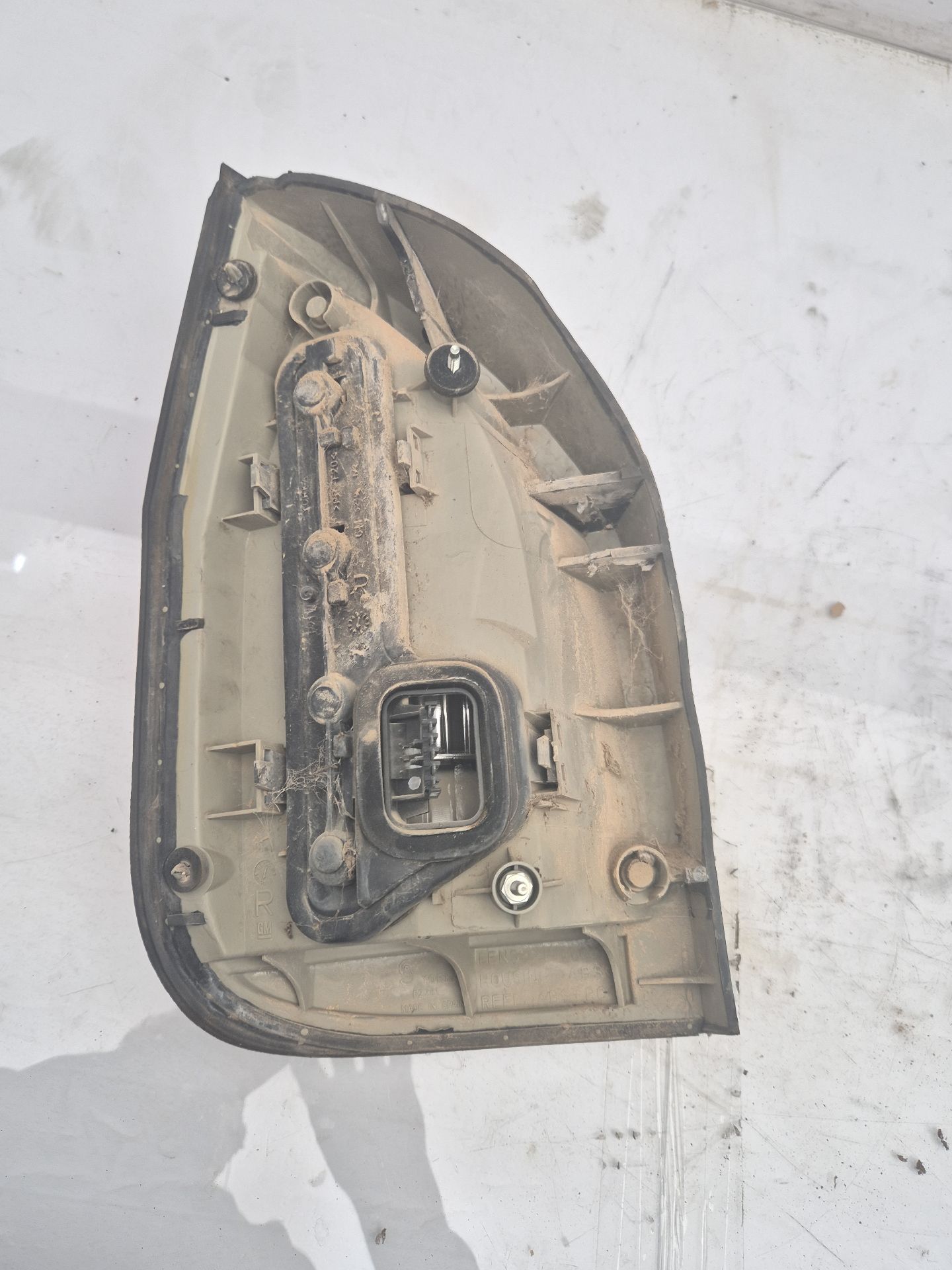 PILOTO TRASERO IZQUIERDO OPEL ZAFIRA 