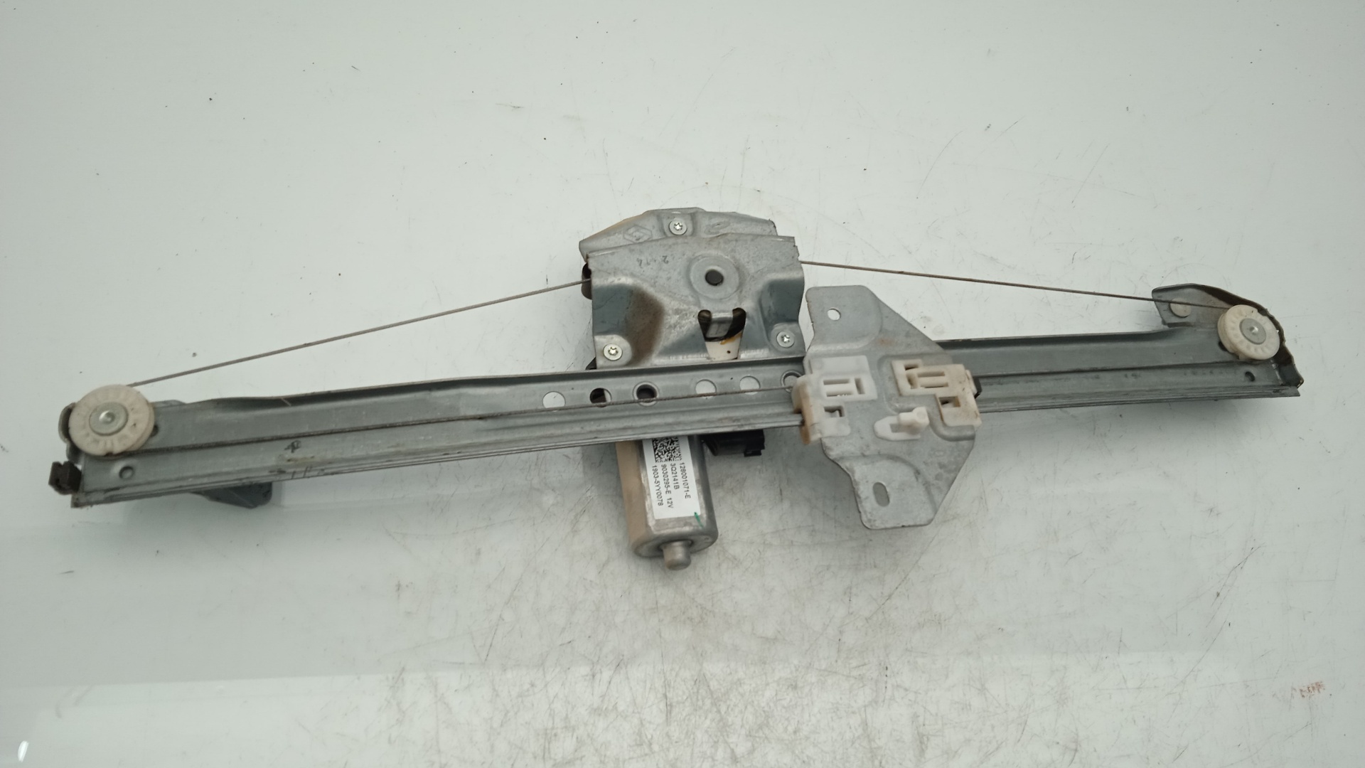 ELEVALUNAS DELANTERO DERECHO DACIA DOKKER 