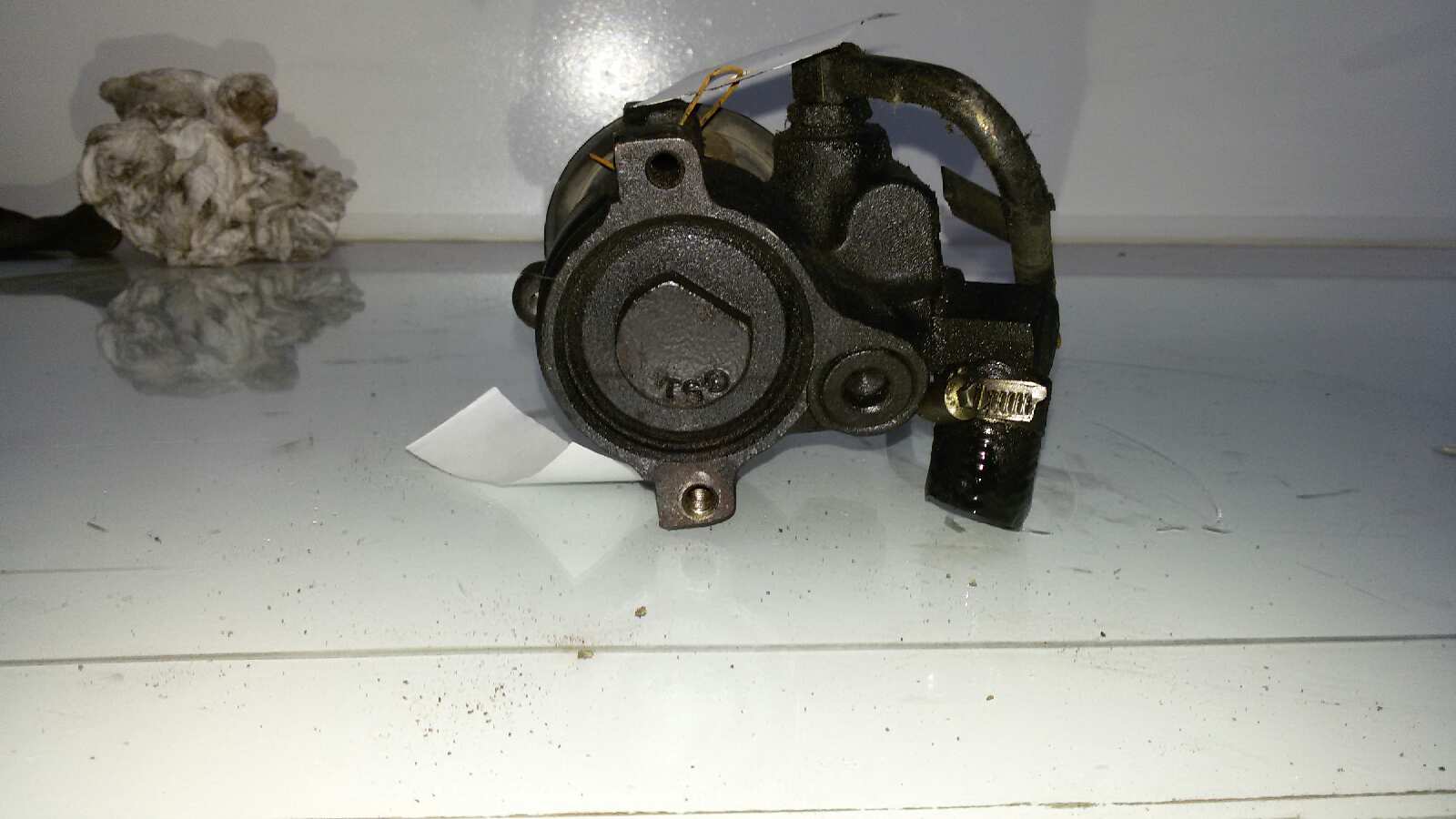 BOMBA DIRECCION FORD ESCORT L1H