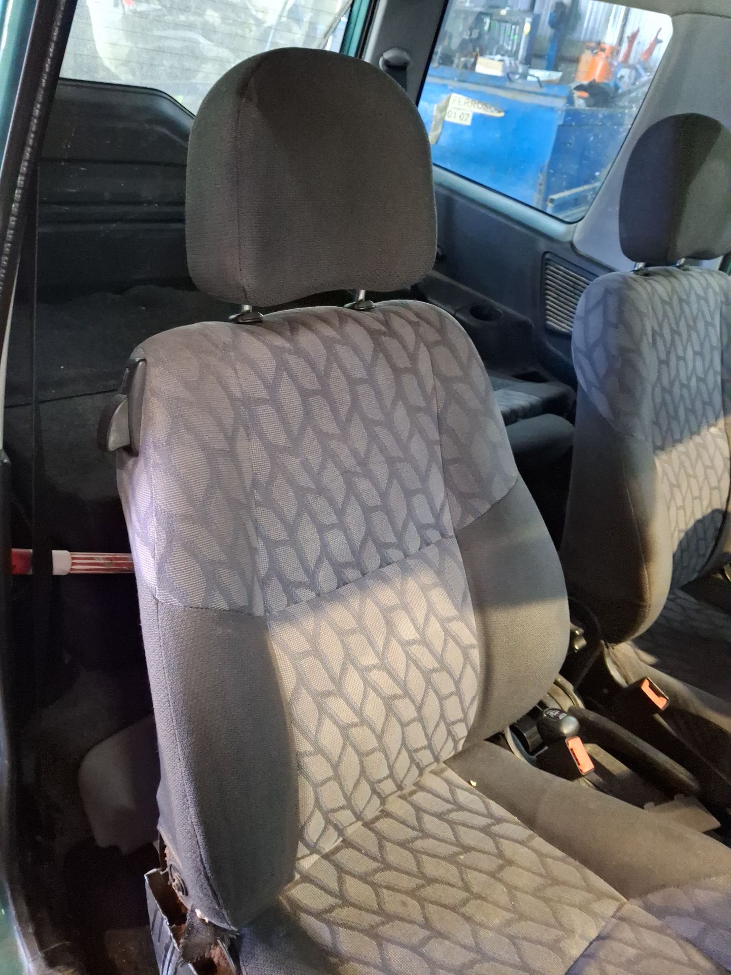 ASIENTO DELANTERO DERECHO MITSUBISHI MONTERO 