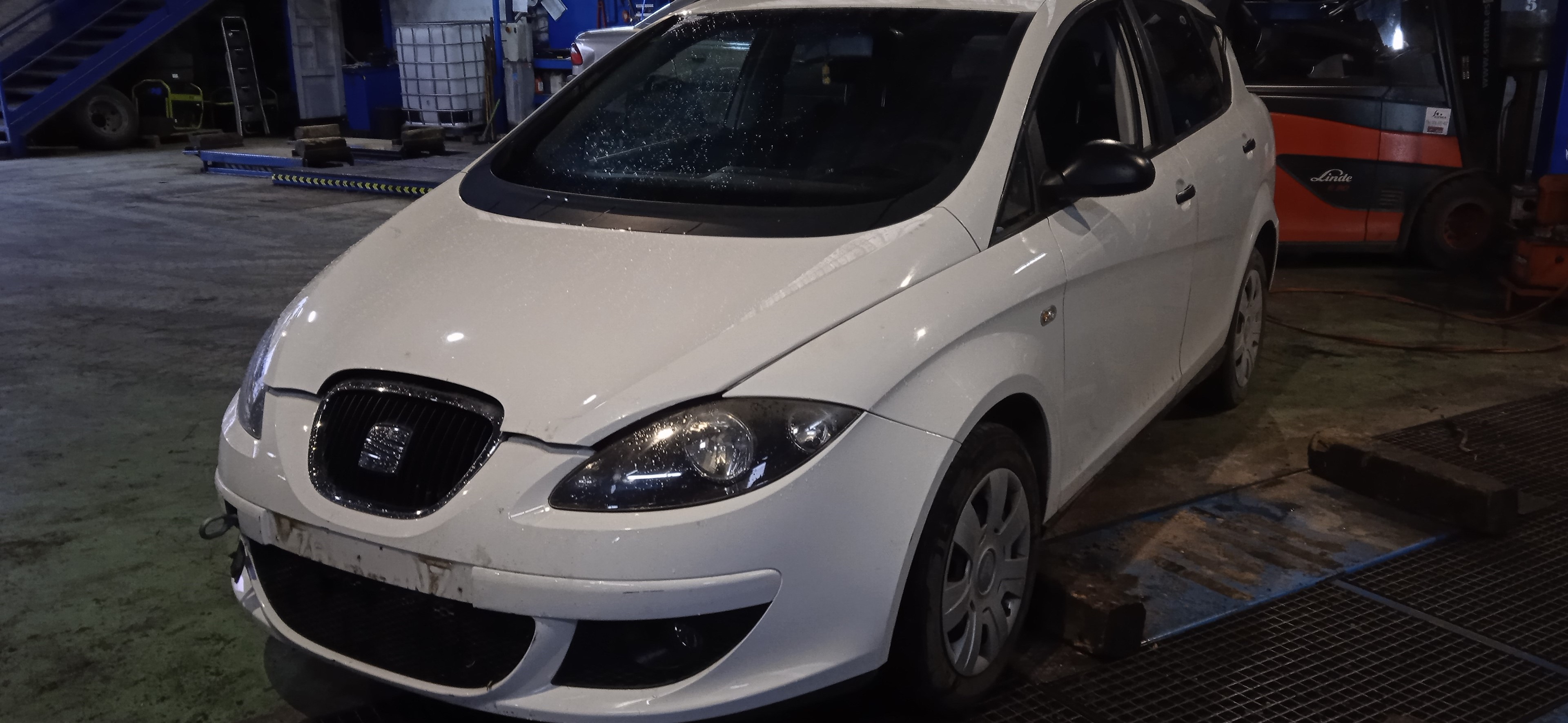 MOTOR LIMPIA DELANTERO SEAT TOLEDO BKC