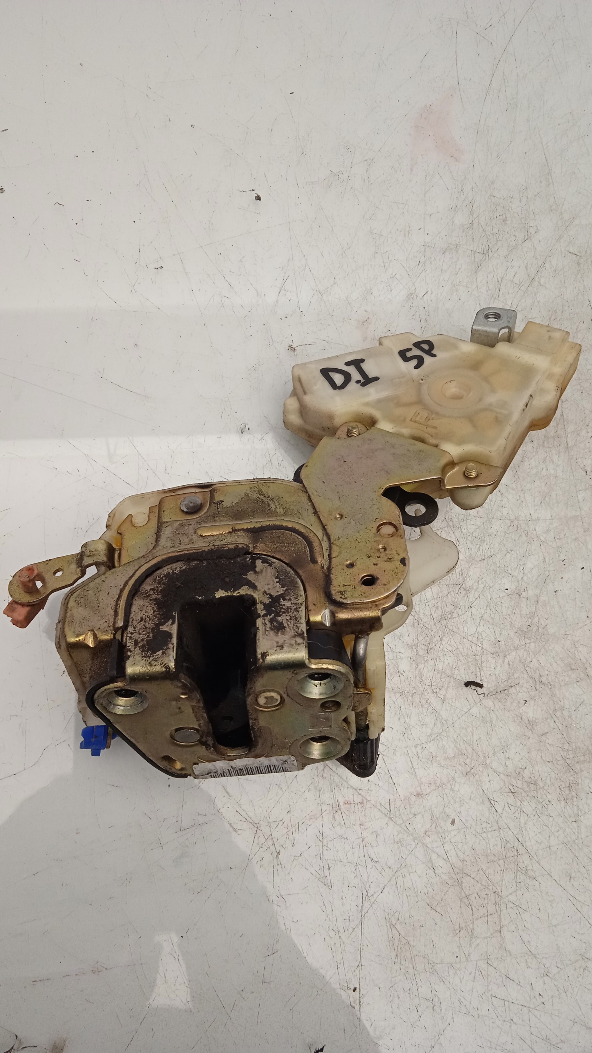 CERRADURA PUERTA DELANTERA IZQUIERDA NISSAN ALMERA K9K