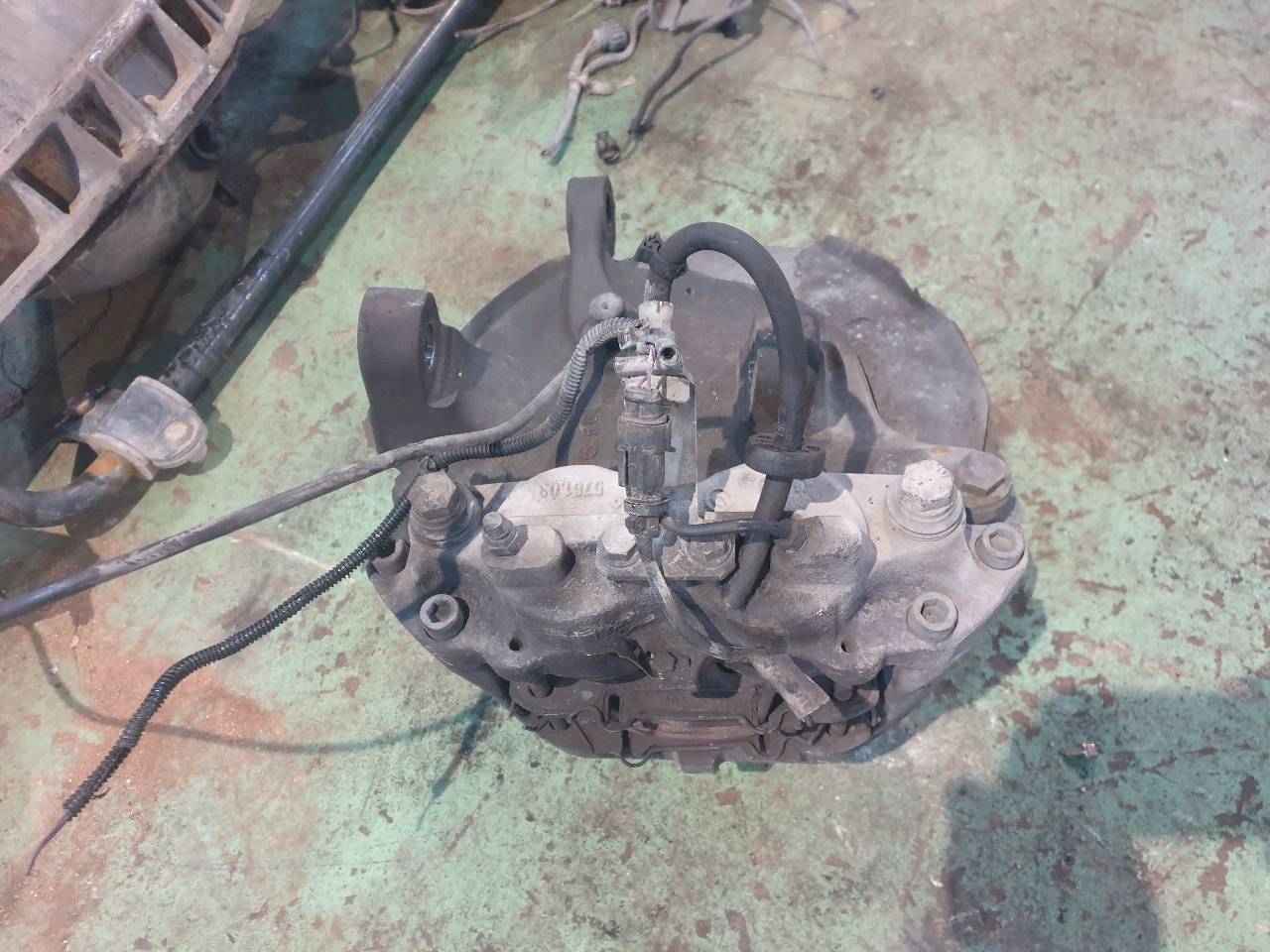 MANGUETA DELANTERA IZQUIERDA IVECO DAILY F1CE0481H