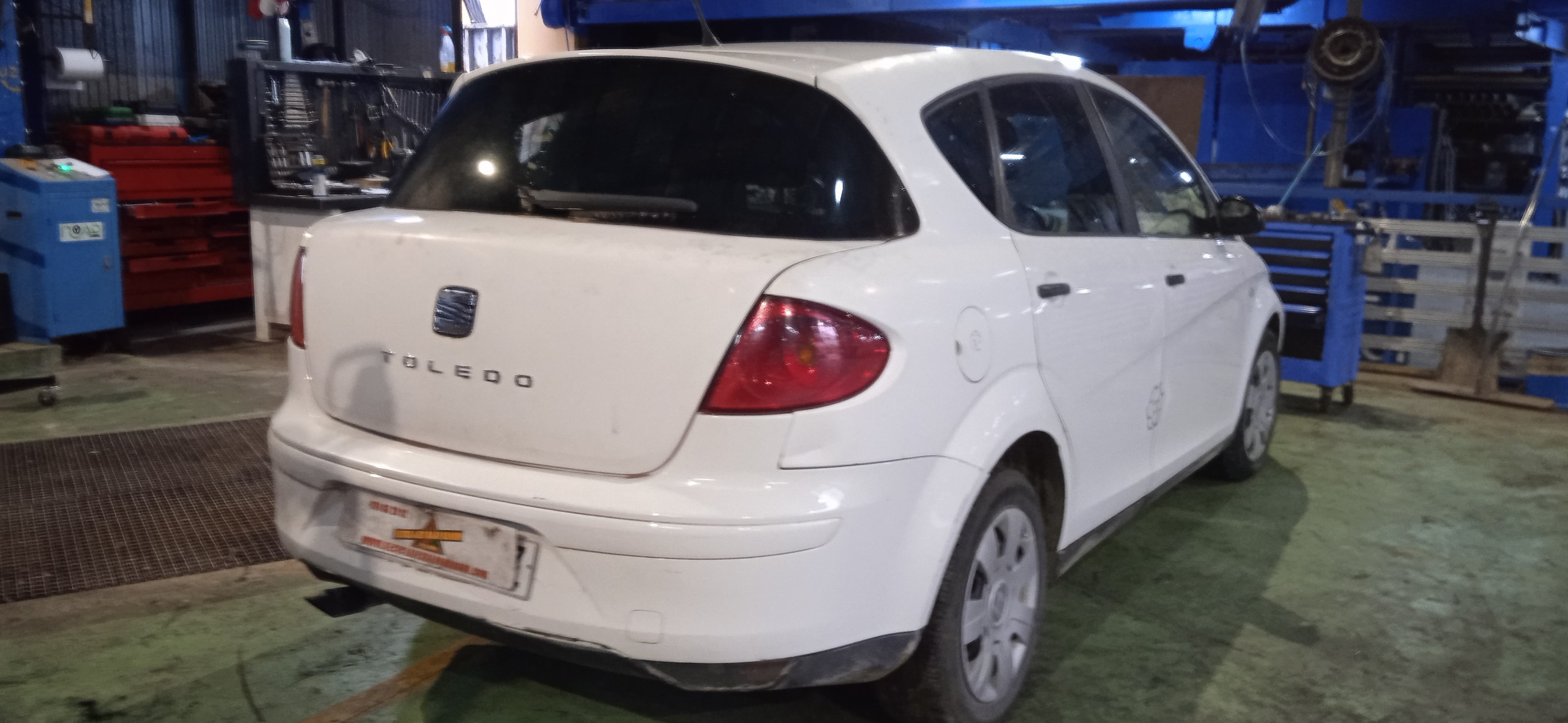 MOTOR LIMPIA DELANTERO SEAT TOLEDO BKC