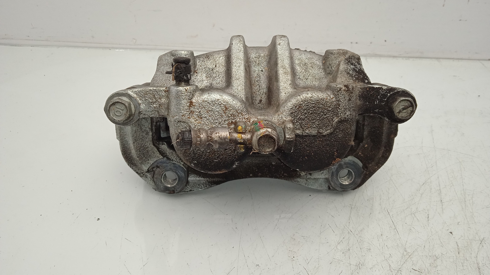 PINZA FRENO DELANTERA IZQUIERDA SSANGYONG KORANDO 673910