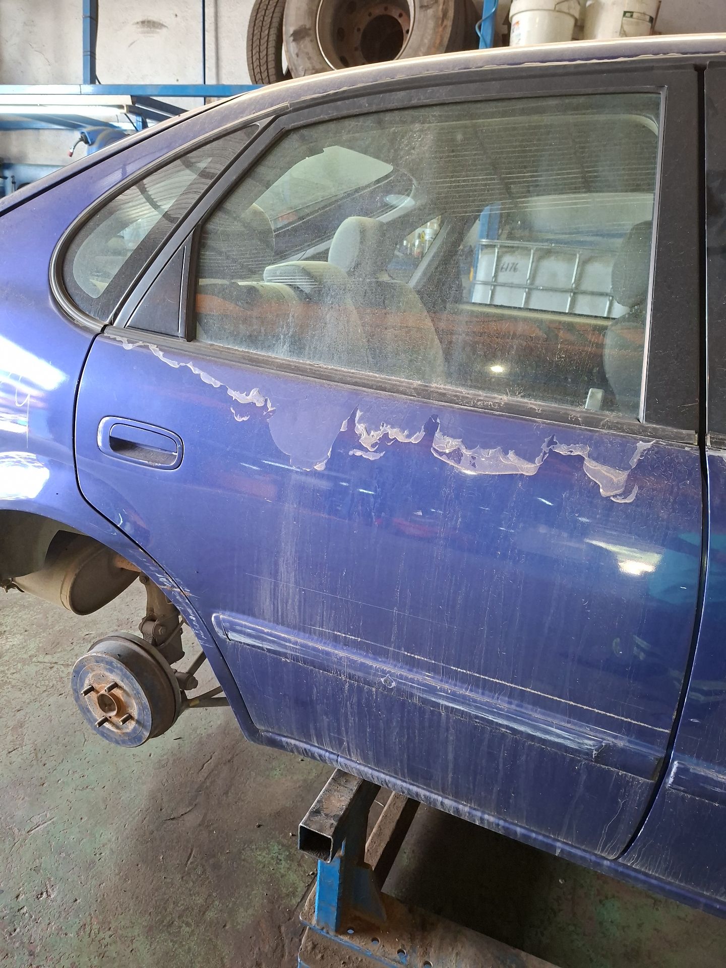 PUERTA TRASERA DERECHA TOYOTA COROLLA 