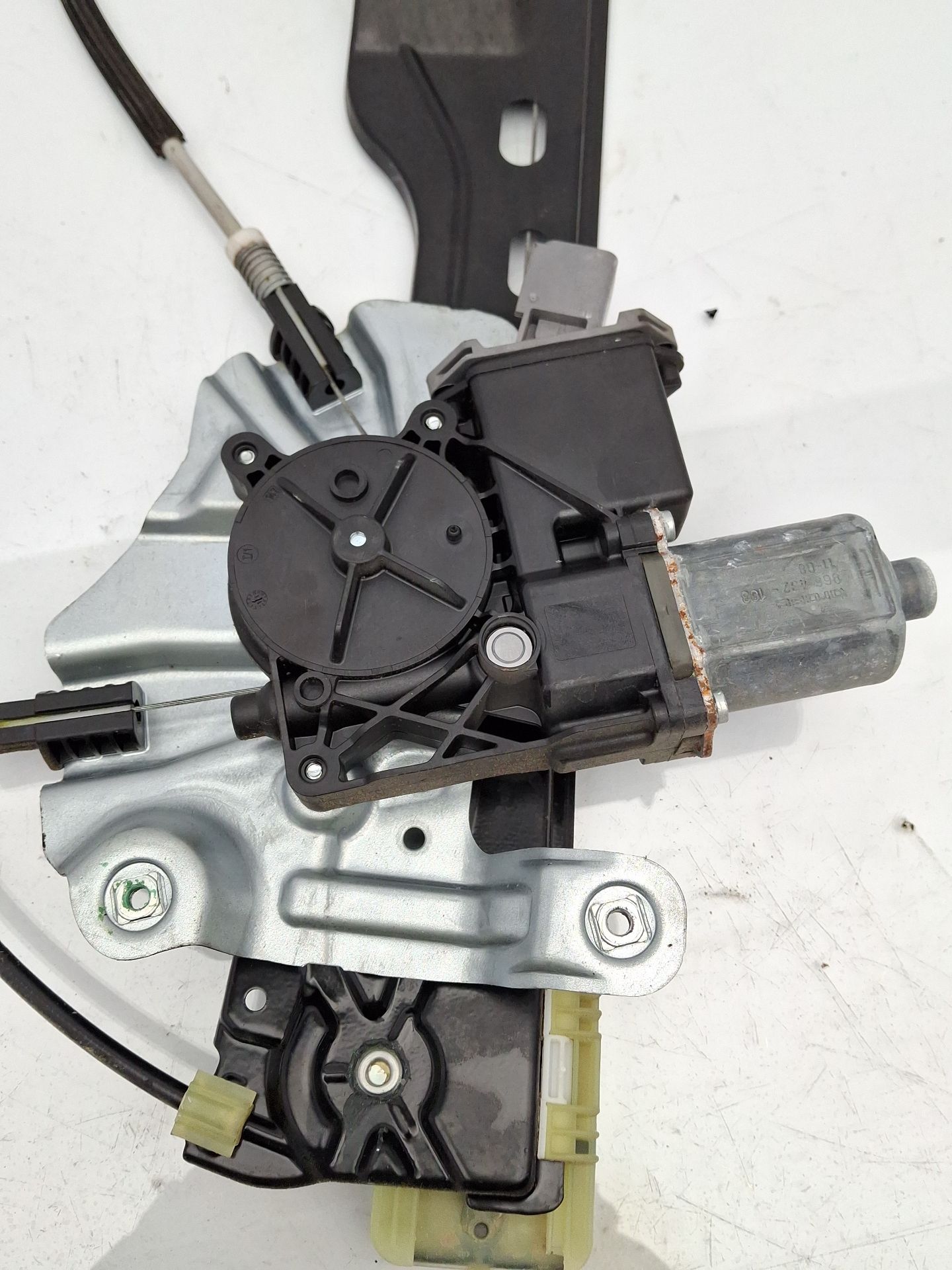 ELEVALUNAS DELANTERO DERECHO OPEL ASTRA 