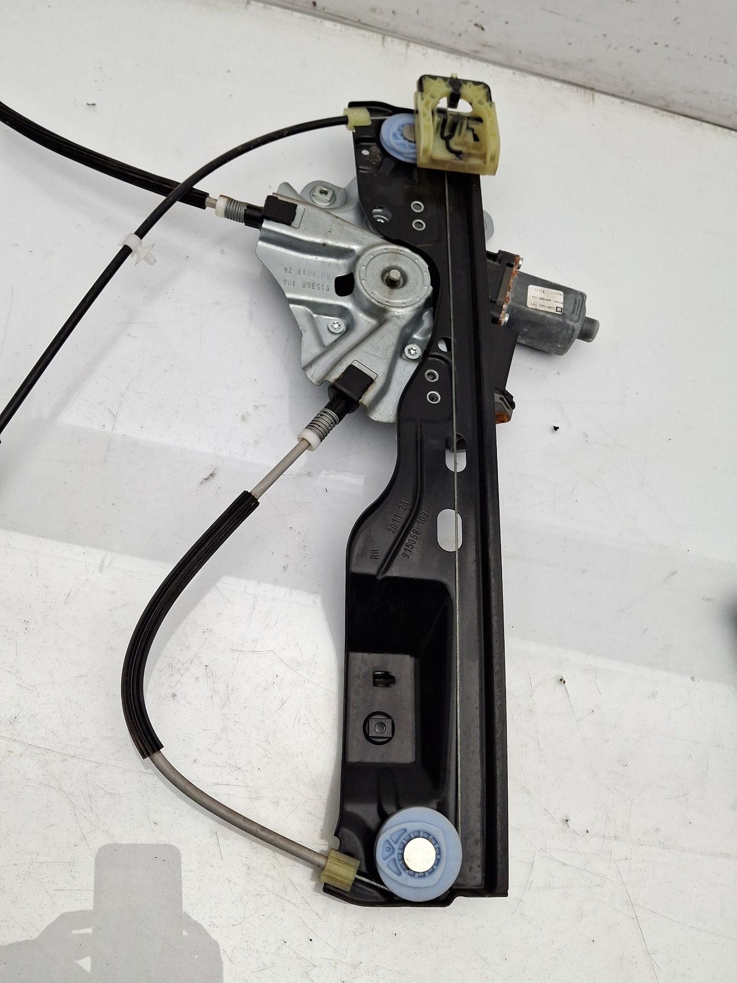 ELEVALUNAS DELANTERO DERECHO OPEL ASTRA 