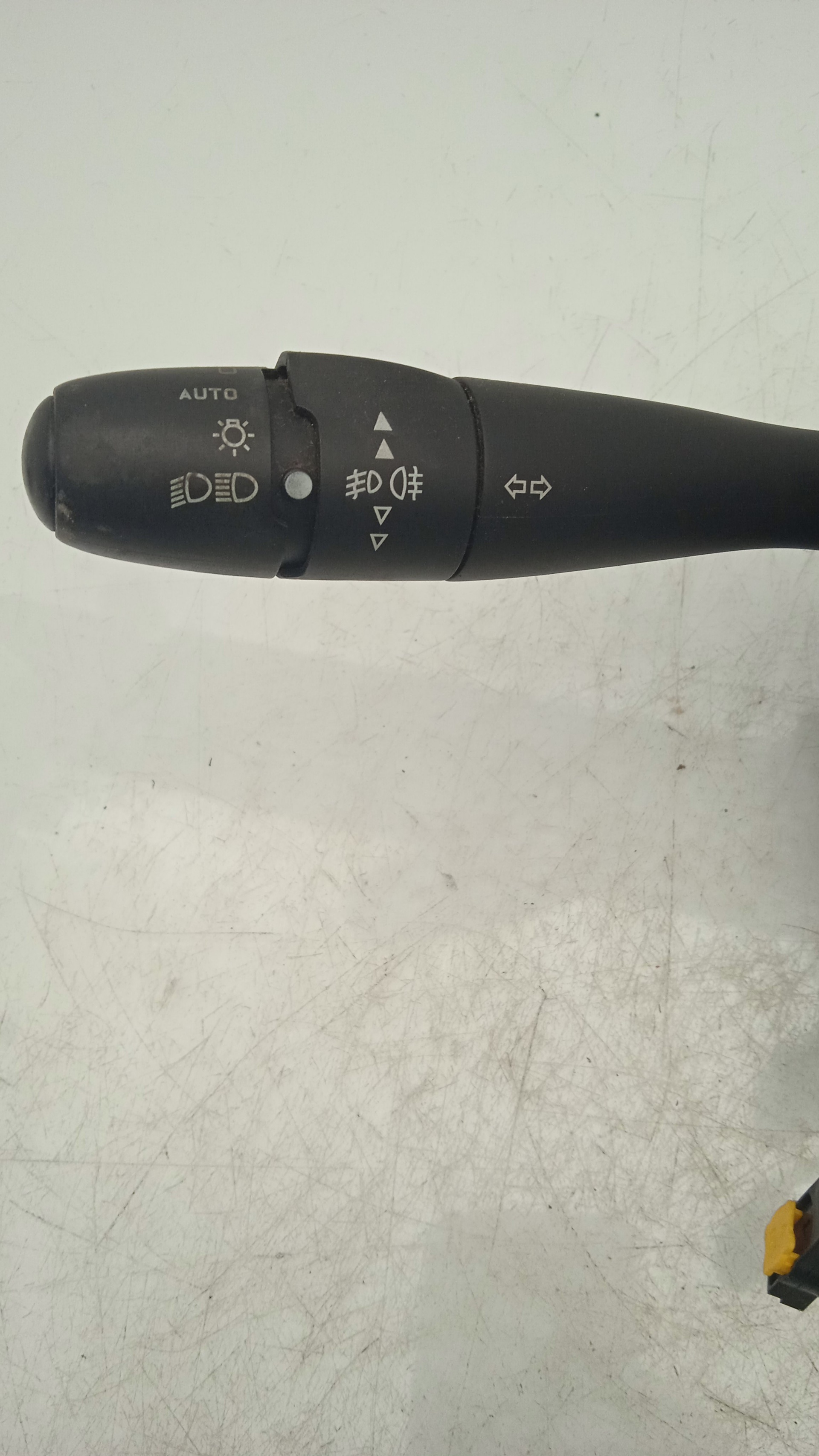 MANDO MULTIFUNCION PEUGEOT 207/207+ 