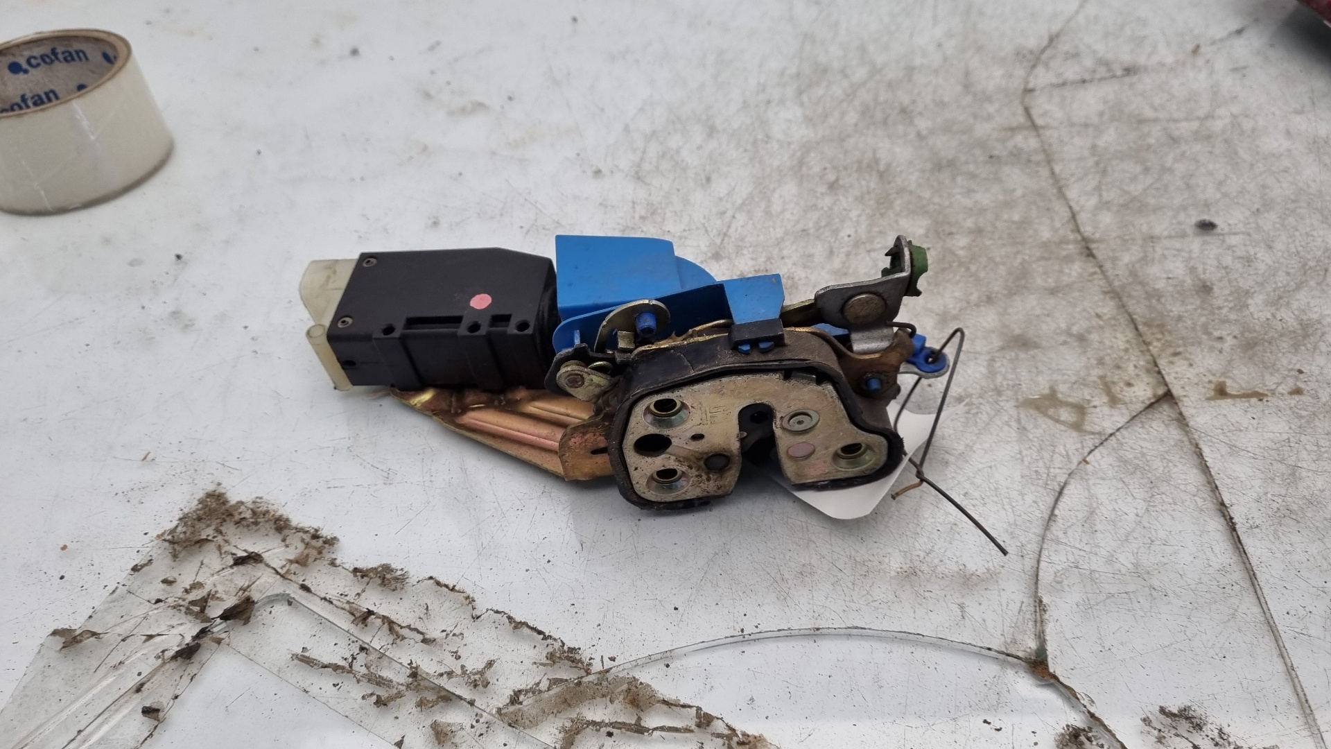 CERRADURA PUERTA DELANTERA IZQUIERDA OPEL OMEGA X25DT