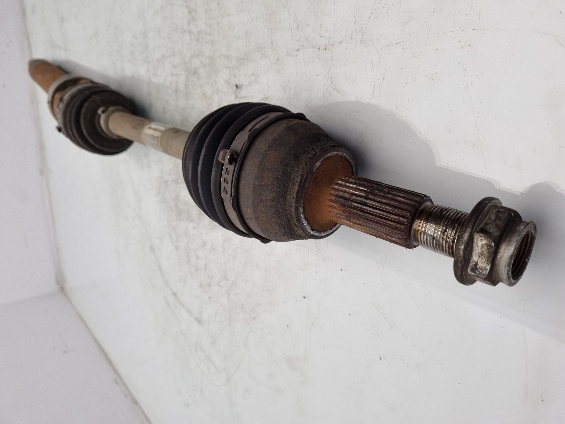 TRANSMISION DELANTERA DERECHA FORD FIESTA SNJB